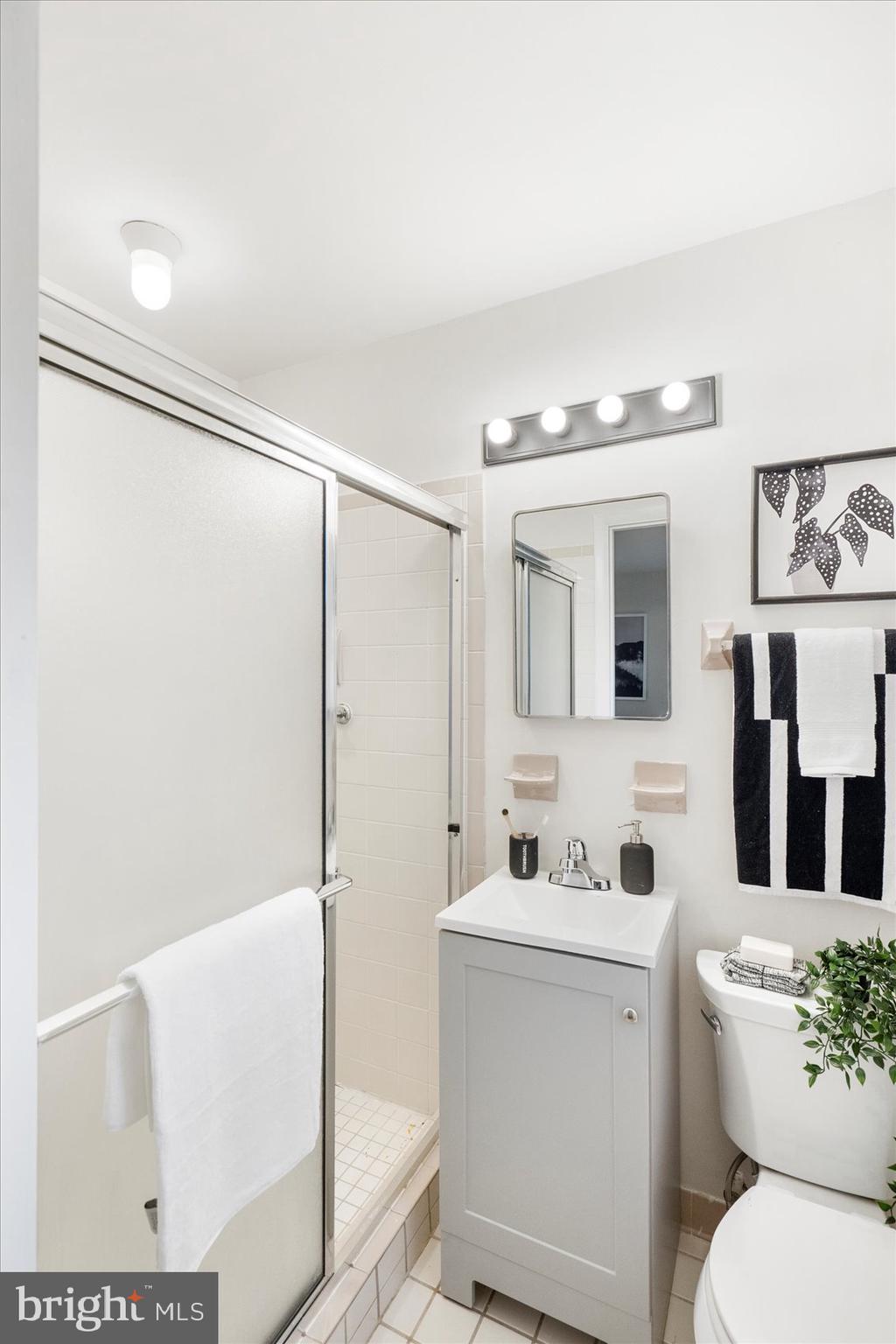 MEADOWLAND - Residential