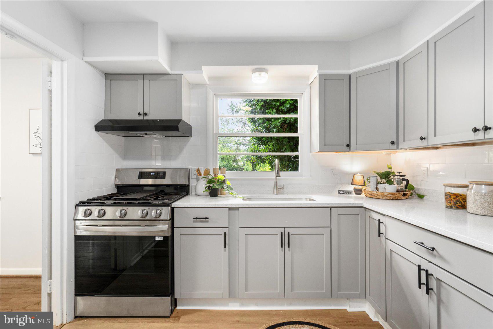 MEADOWLAND - Residential