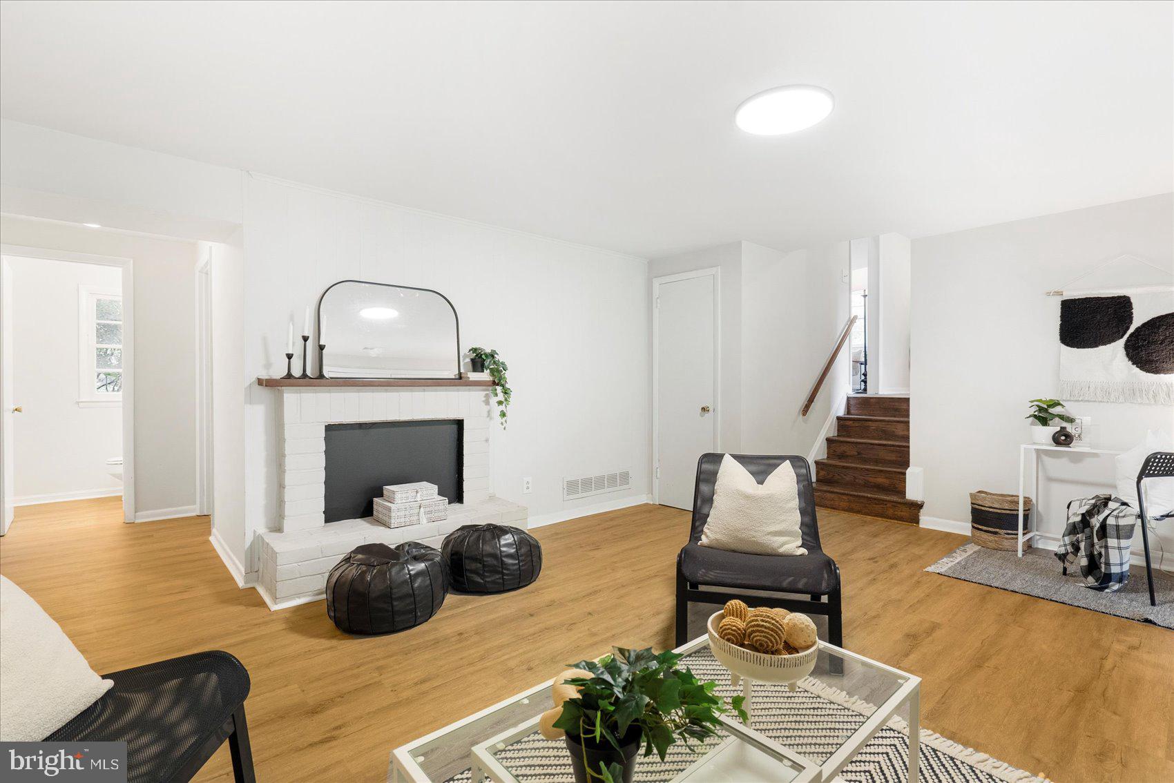 MEADOWLAND - Residential