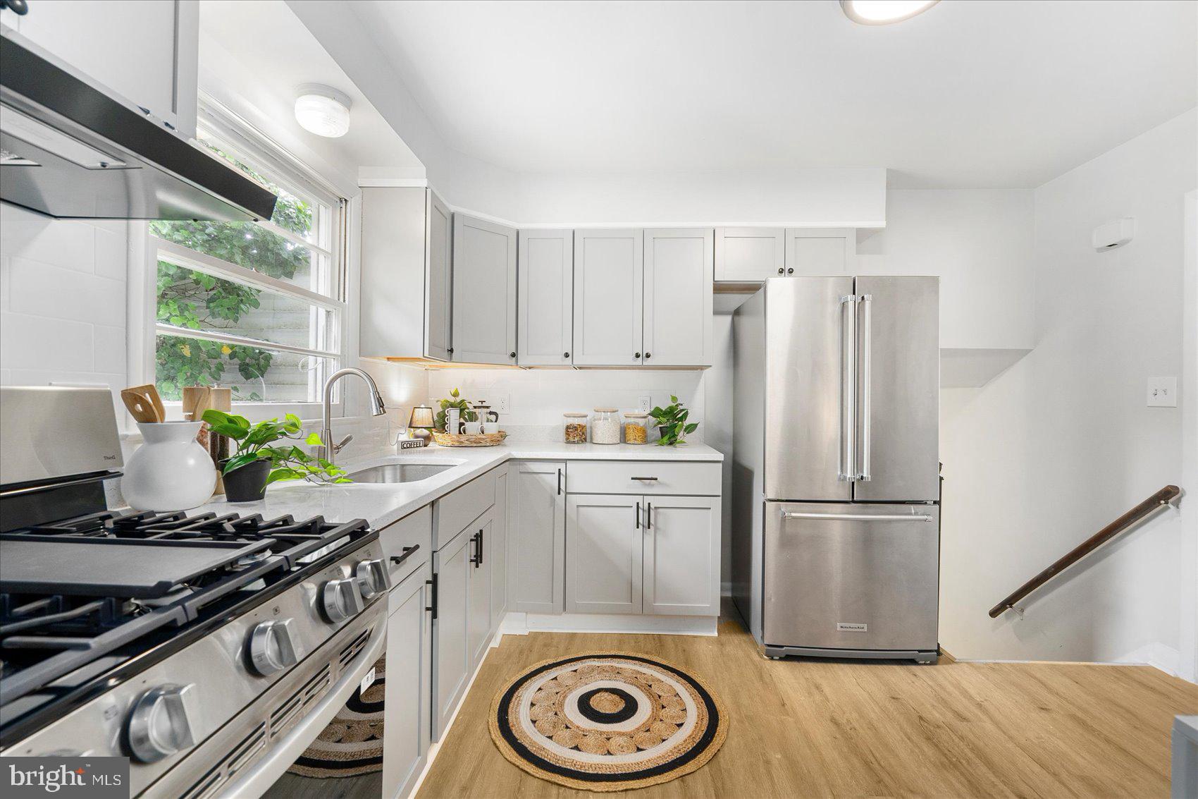 MEADOWLAND - Residential