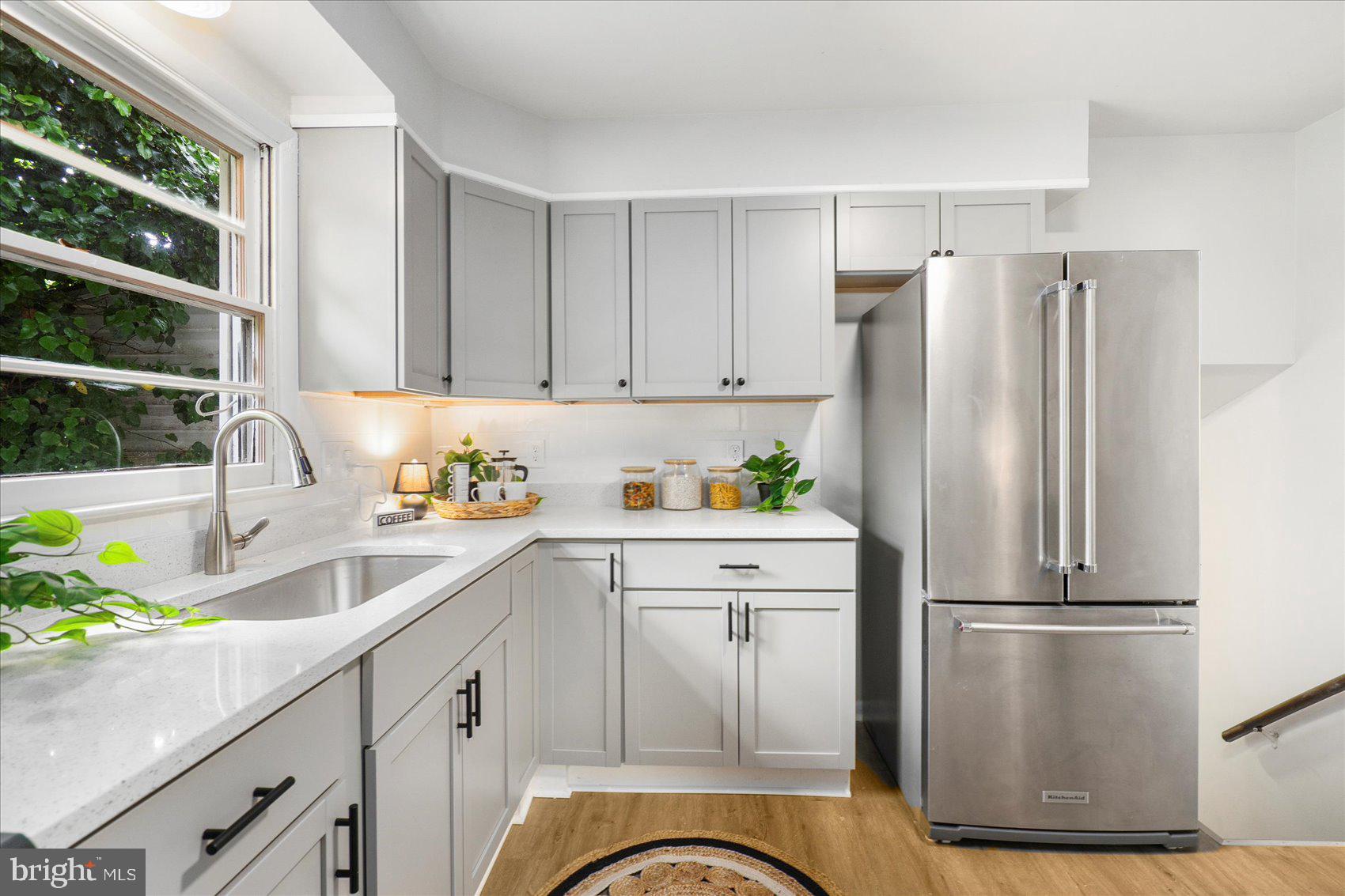 MEADOWLAND - Residential