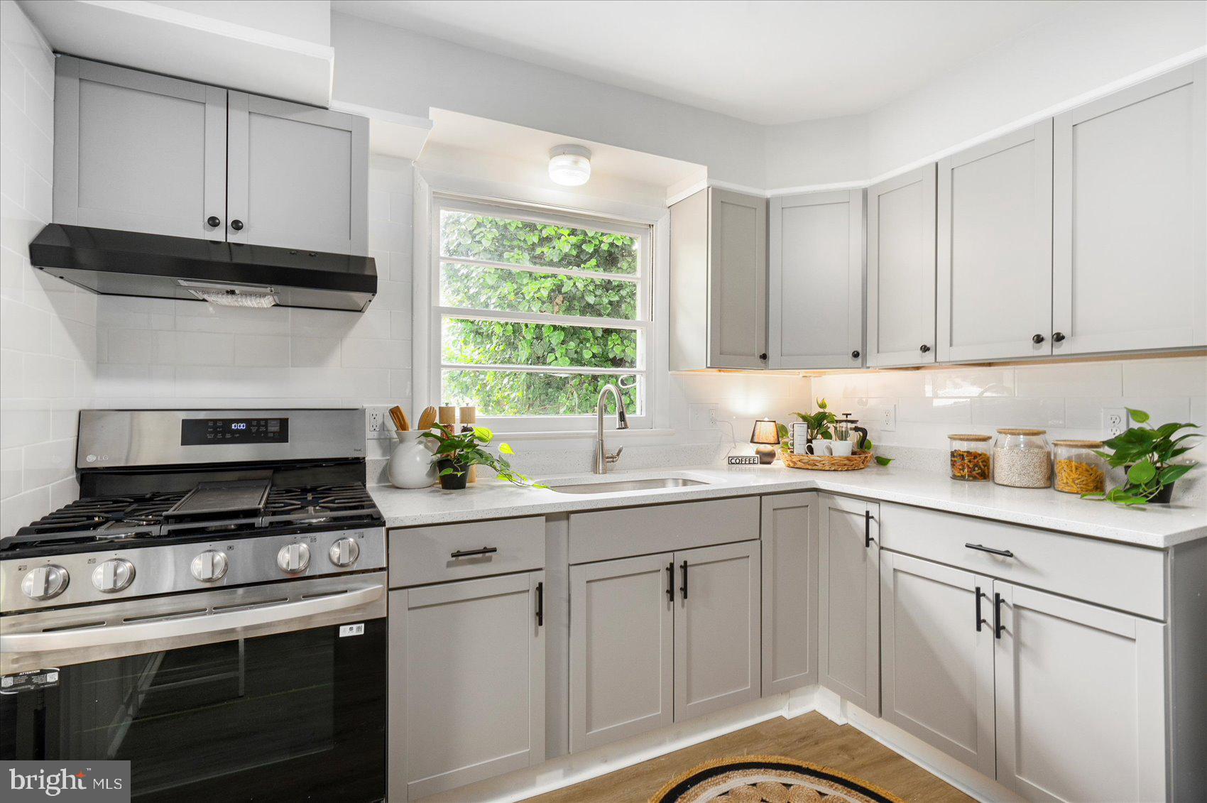 MEADOWLAND - Residential