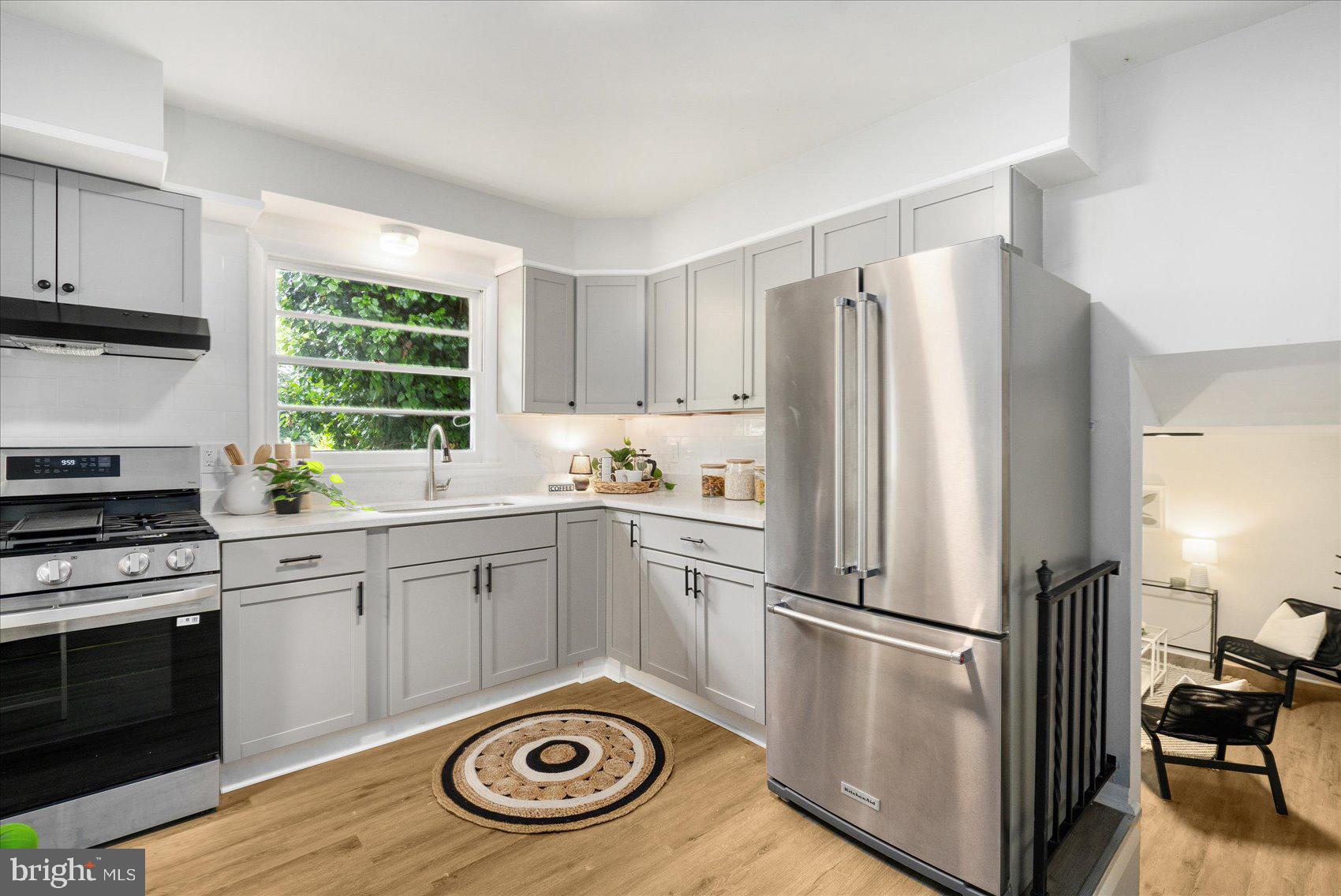 MEADOWLAND - Residential