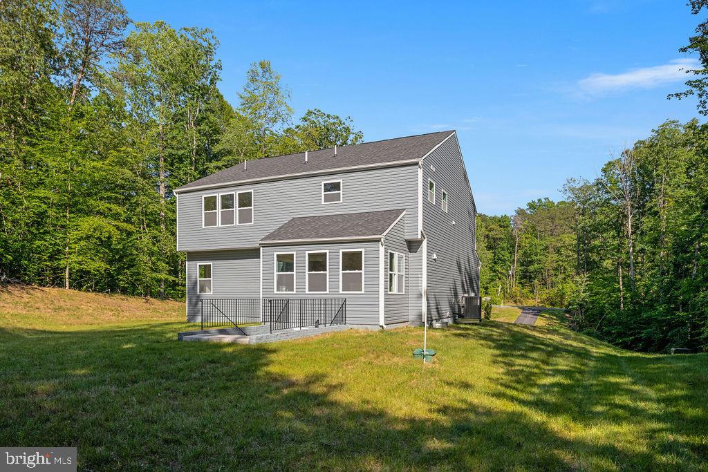 8 TIMBERIDGE DRIVE