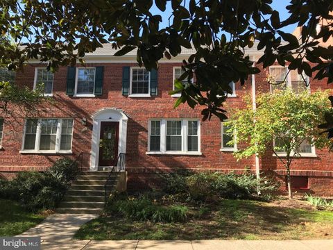 1813 KEY BOULEVARD 10540 ARLINGTON VA 22201