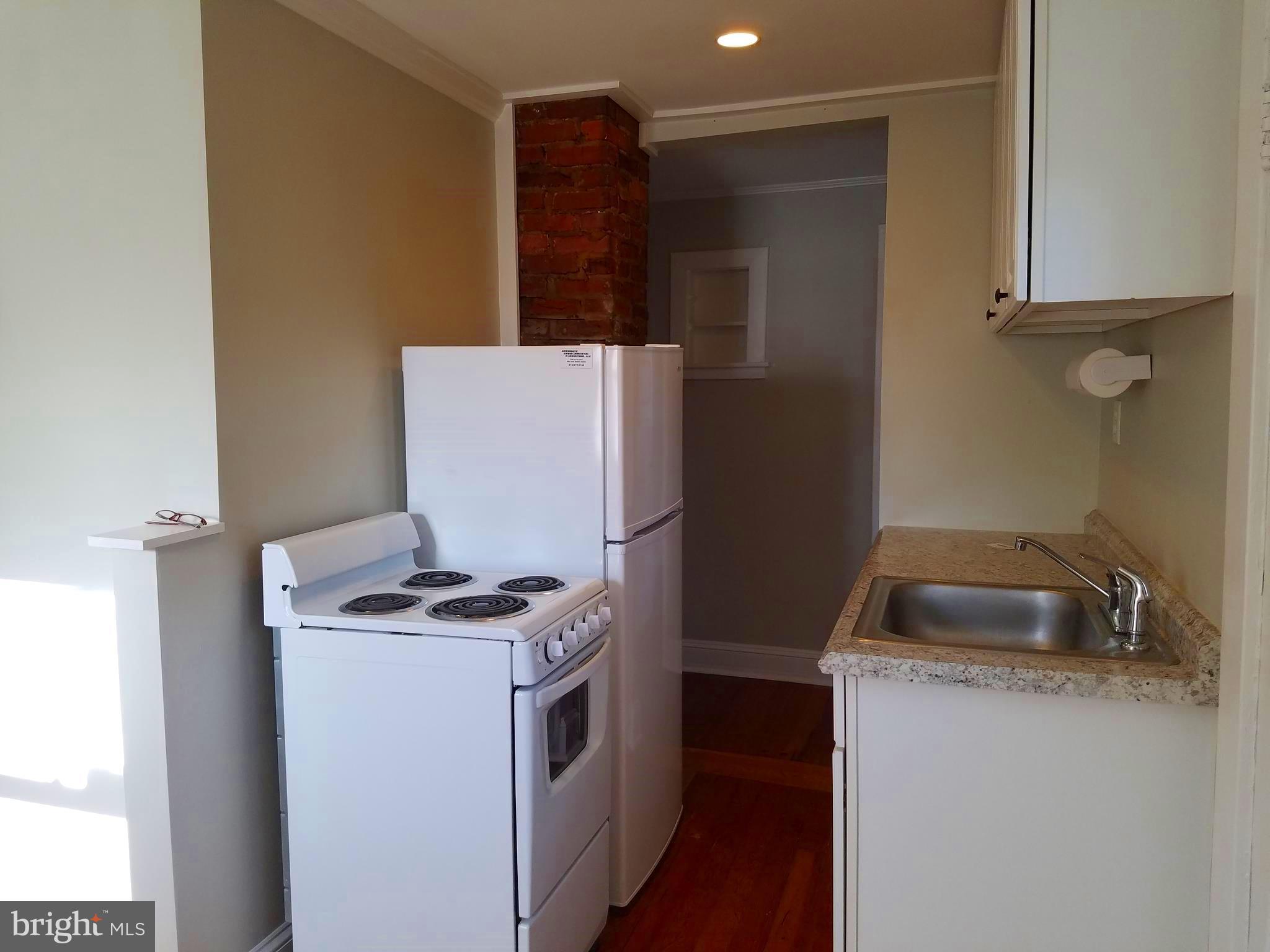 WEST ANNAPOLIS - Residential Lease