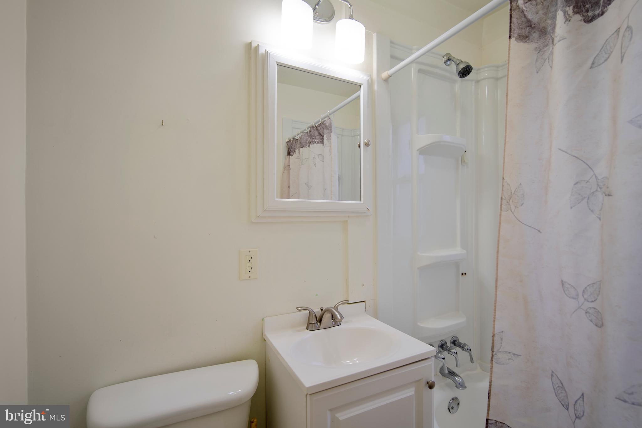 WINFIELD - Residential