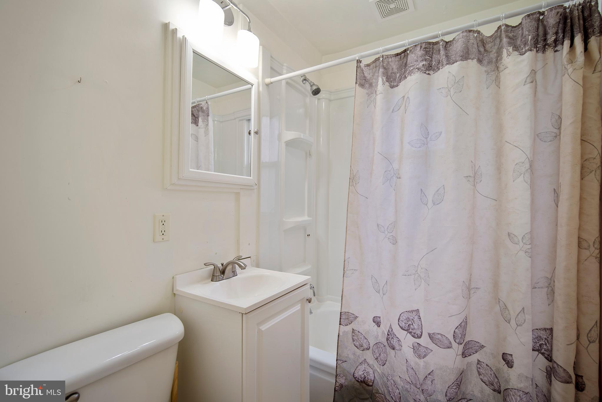 WINFIELD - Residential