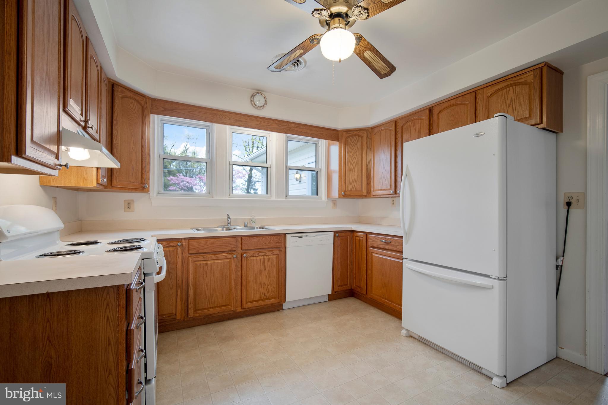 WINFIELD - Residential