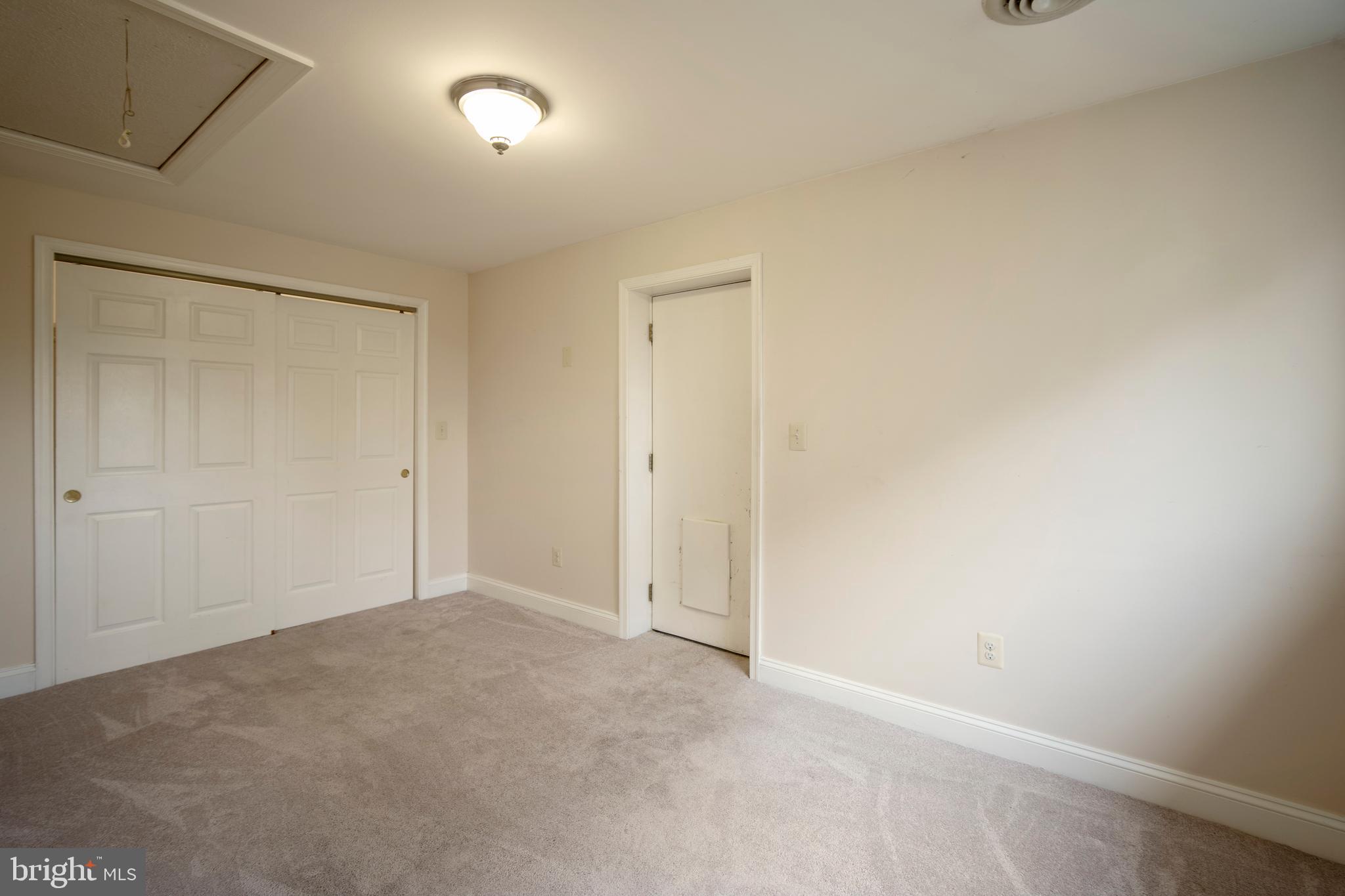 WINFIELD - Residential