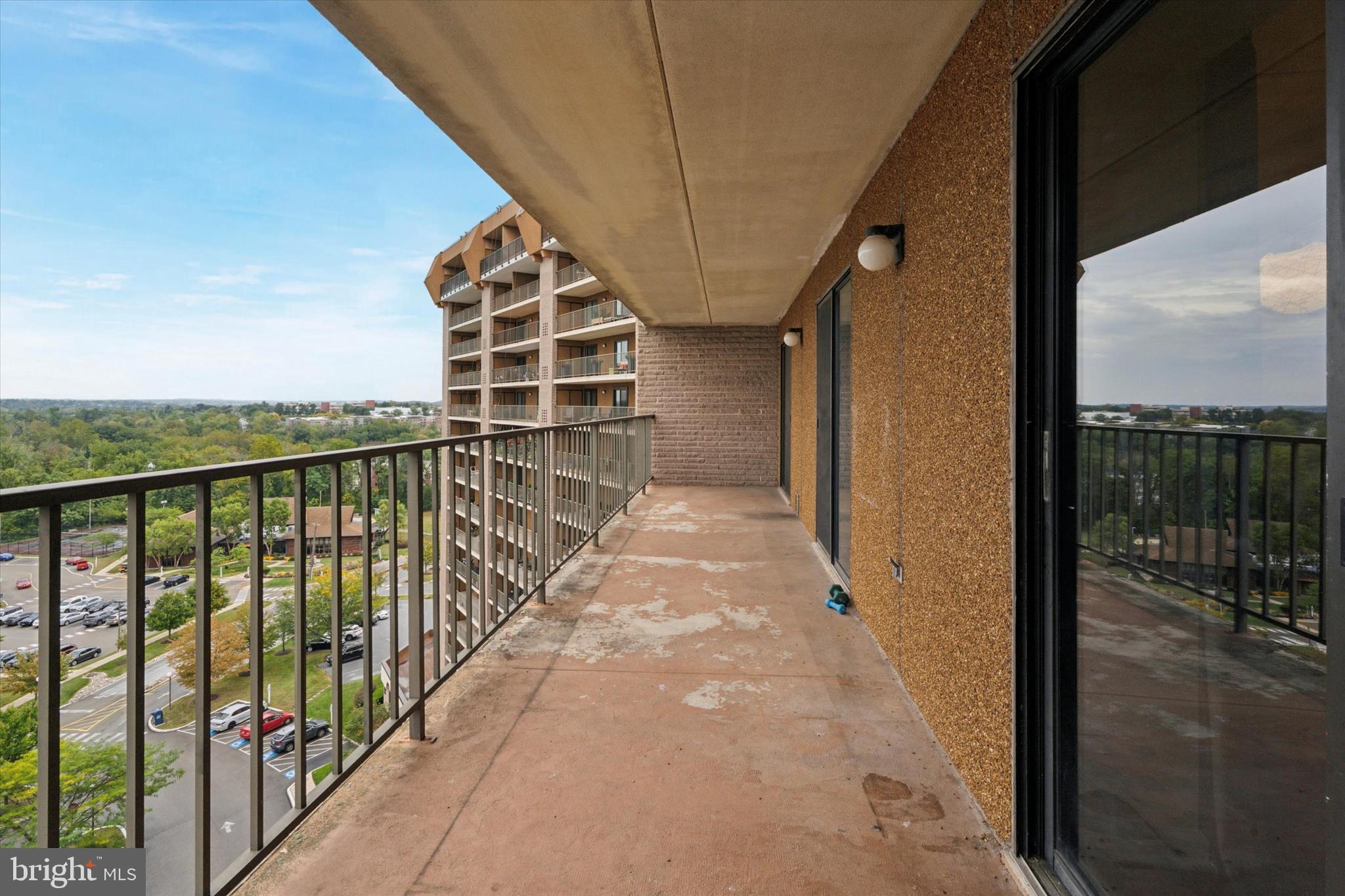 VALLEY FORGE TOWER - Residential