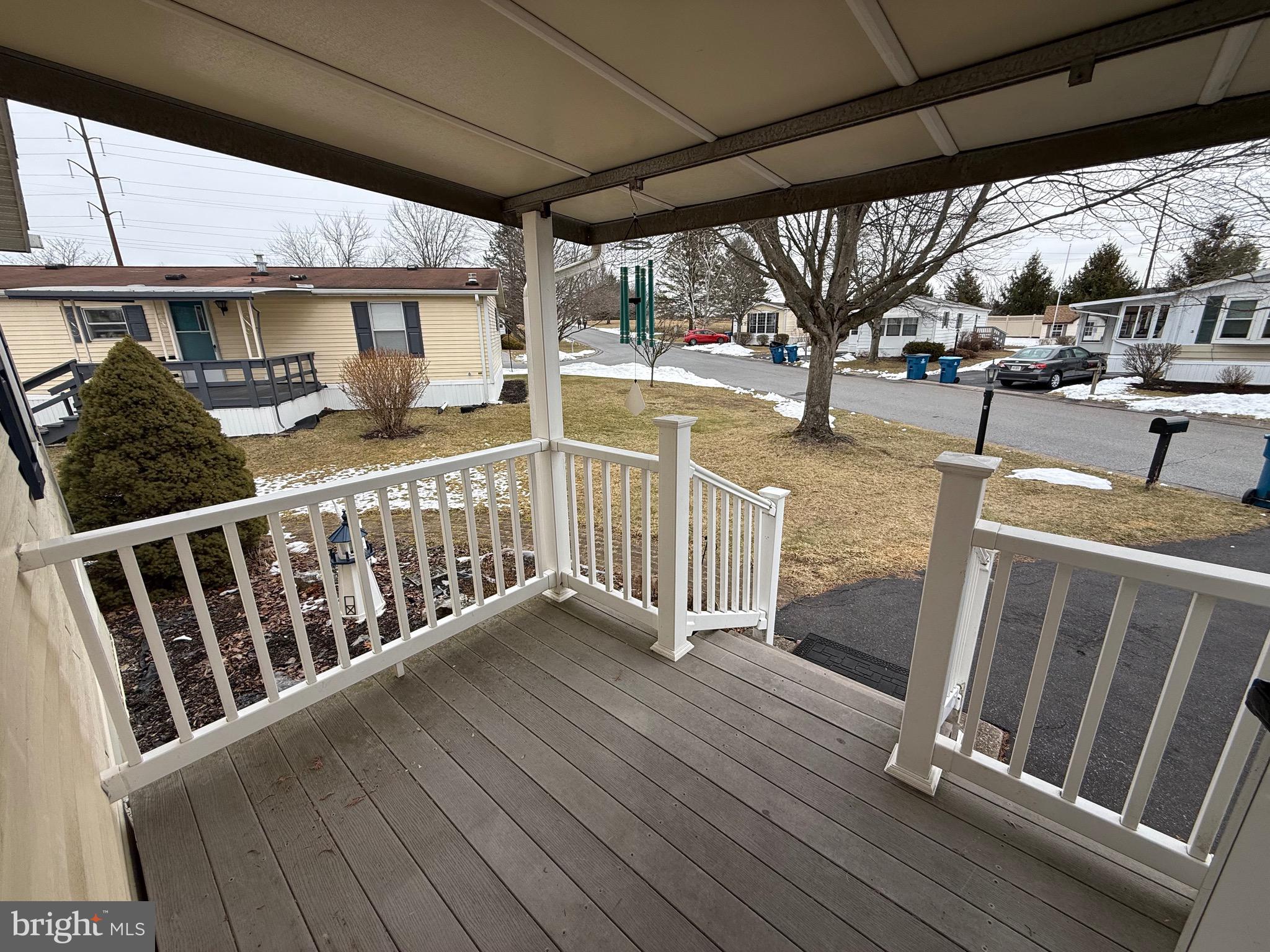 COUNTRY MANOR FARMS - Residential