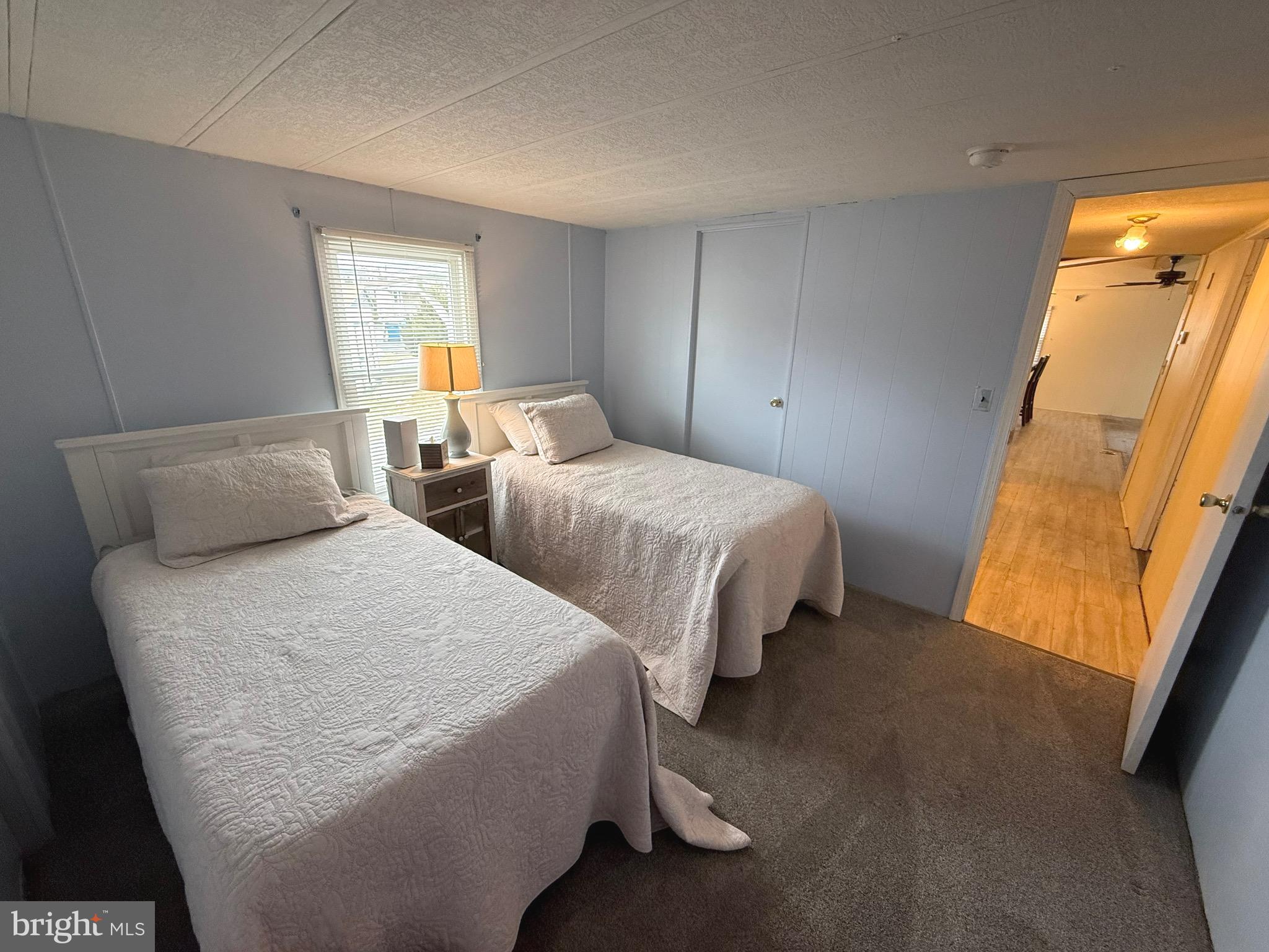 COUNTRY MANOR FARMS - Residential