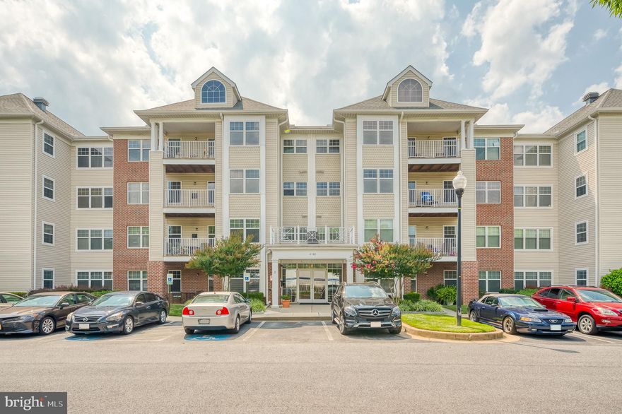 1642 sq ft of spacious living in this 2nd floor condo located in Beckett Green!!  Large Living Room, Separate Dining Room and Kitchen with Dining Table Space. 2 Bedrooms + Den.  Large Primary Bedroom features its own full bathroom and walk-in closet! Second Bedroom has huge full bathroom located directly across in the hallway! Huge laundry inside unit with storage area. New HVAC 2022. Tastefully decorated common areas, Elevator, and Secure Building.  This home is part of an estate sale and owners want to sell as is.  Convenient to major highway & shopping!