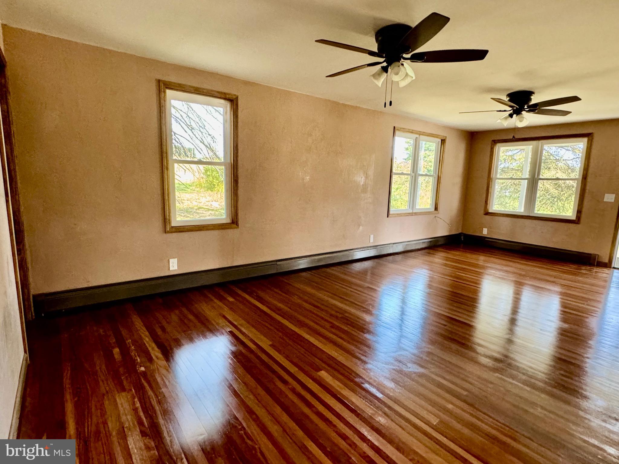 GRANTSVILLE - Residential