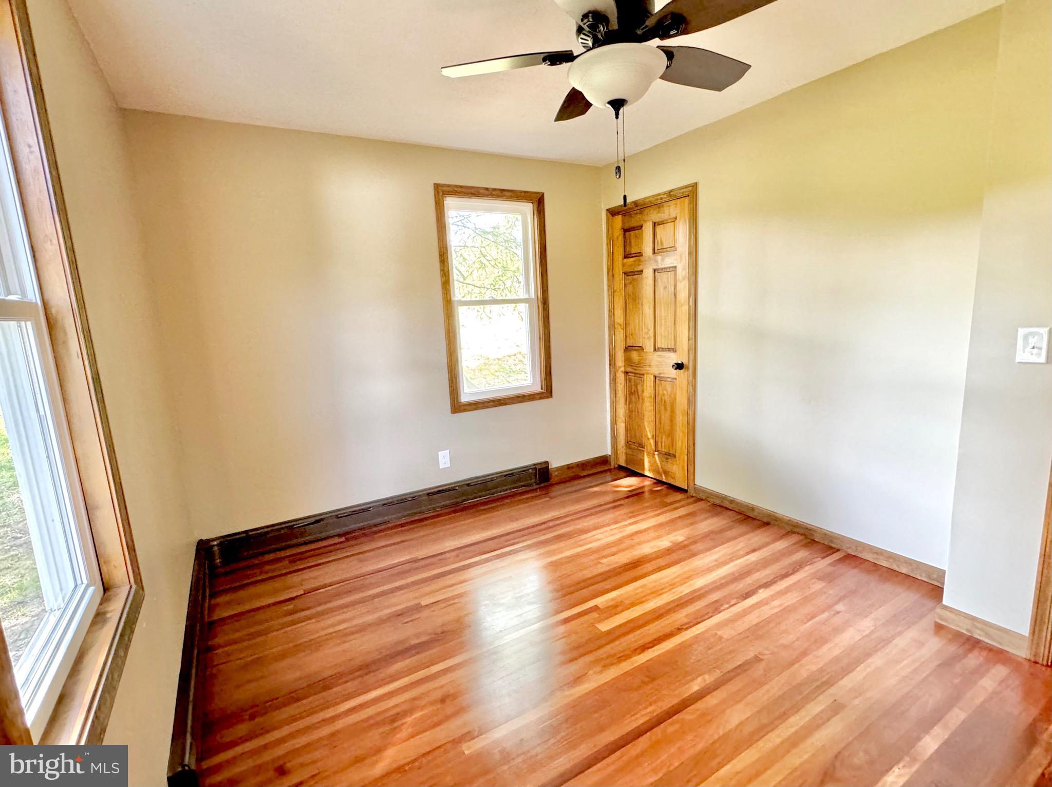 GRANTSVILLE - Residential