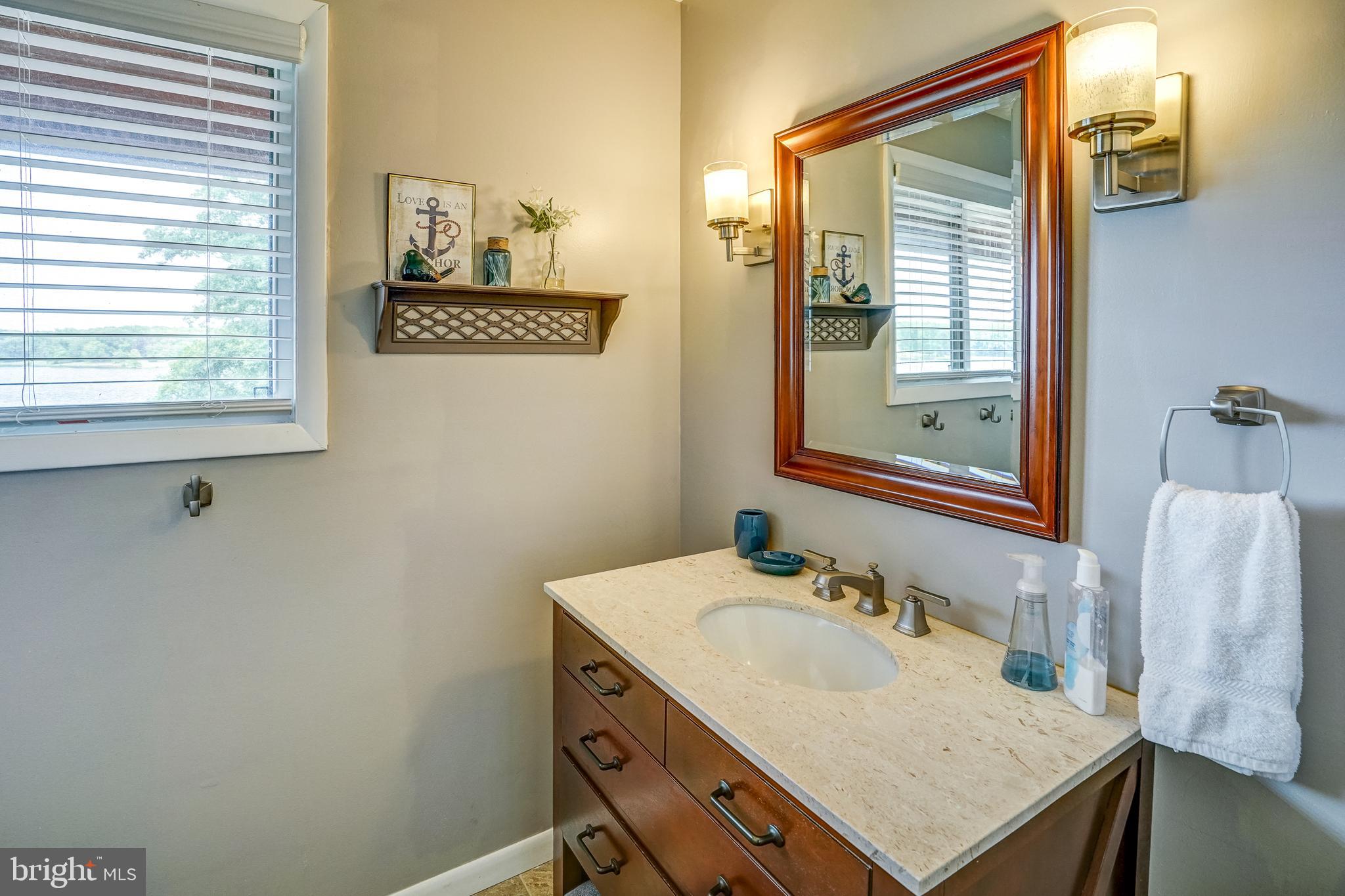 SANDY POINT - Residential