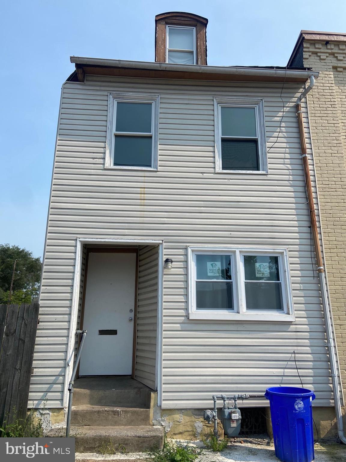 1517 WALNUT STREET