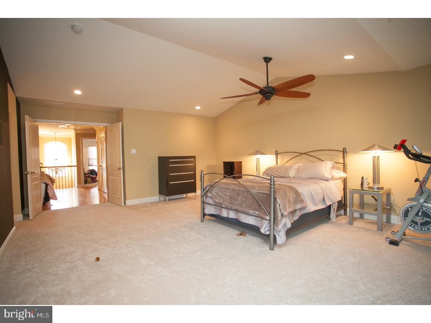 HILLCREST GLEN - Residential Lease