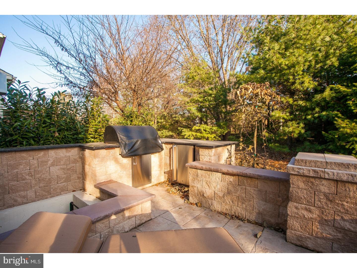 HILLCREST GLEN - Residential Lease