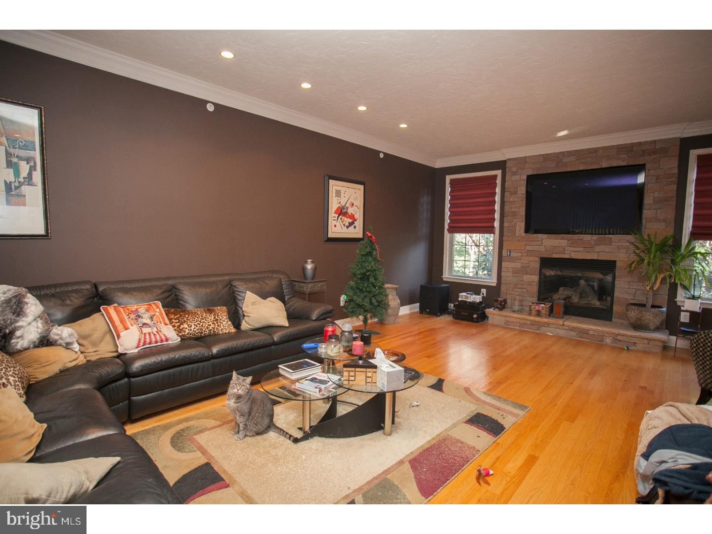 HILLCREST GLEN - Residential Lease