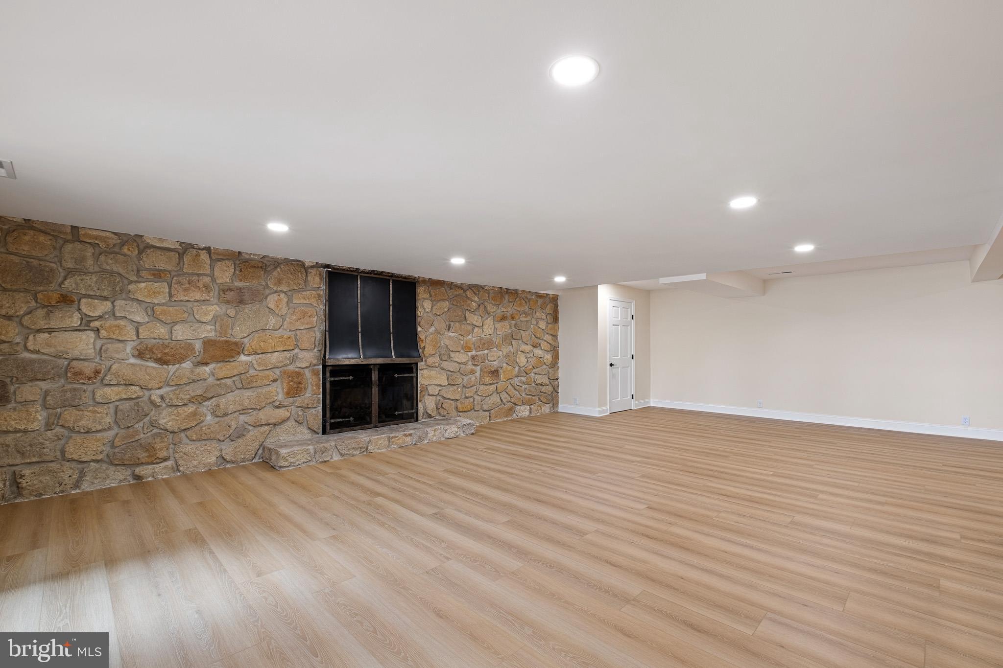 CHESAPEAKE ISLE - Residential