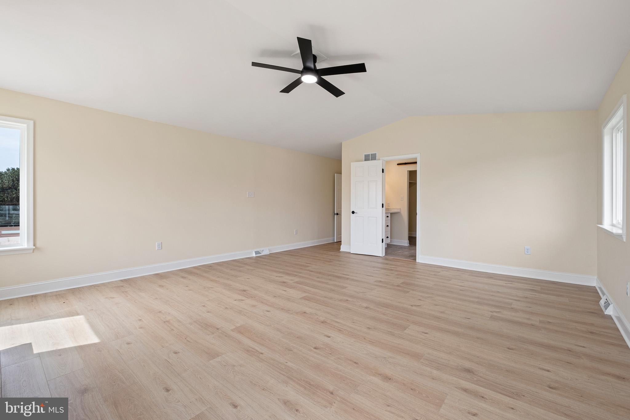 CHESAPEAKE ISLE - Residential