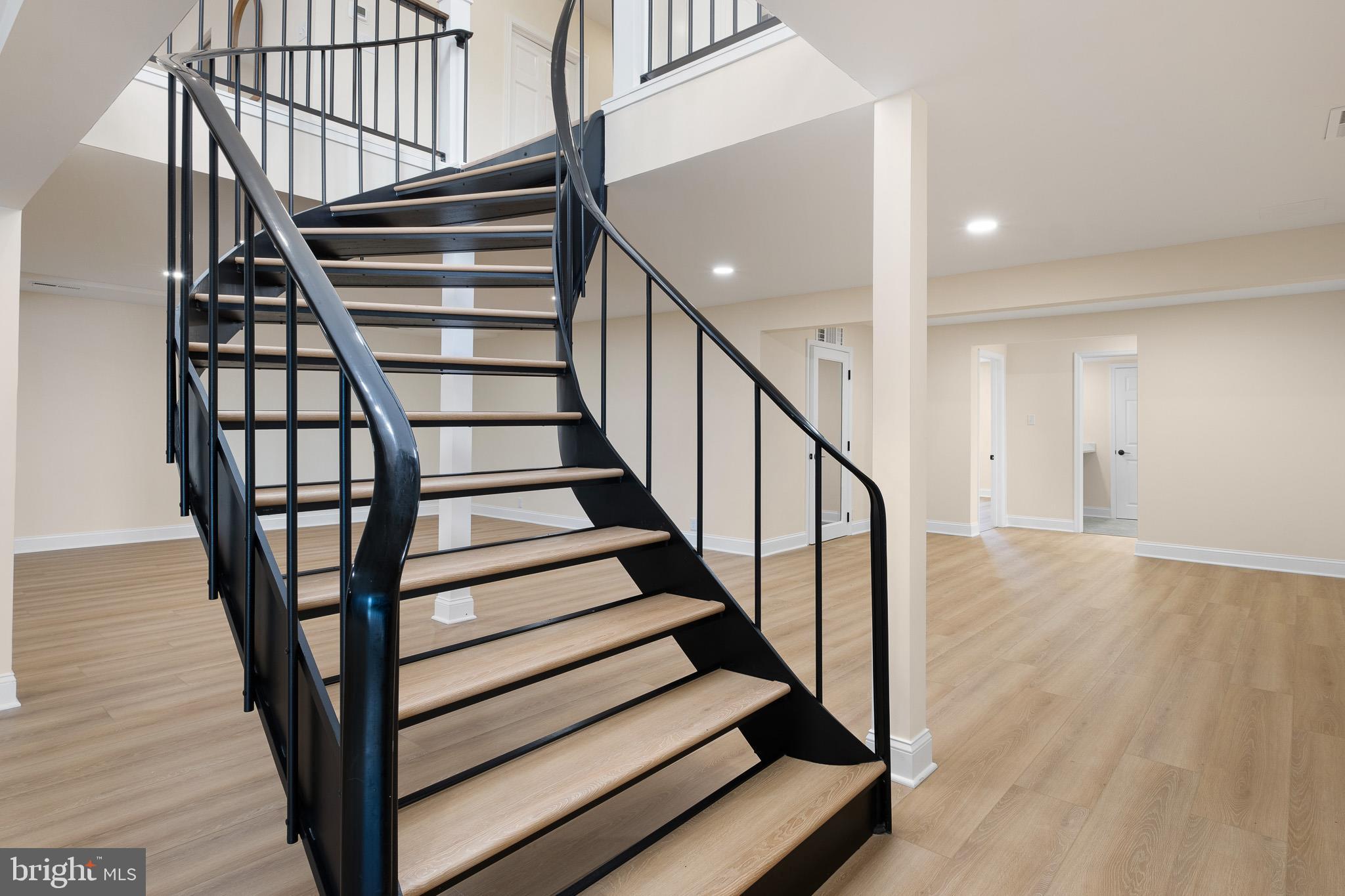 CHESAPEAKE ISLE - Residential