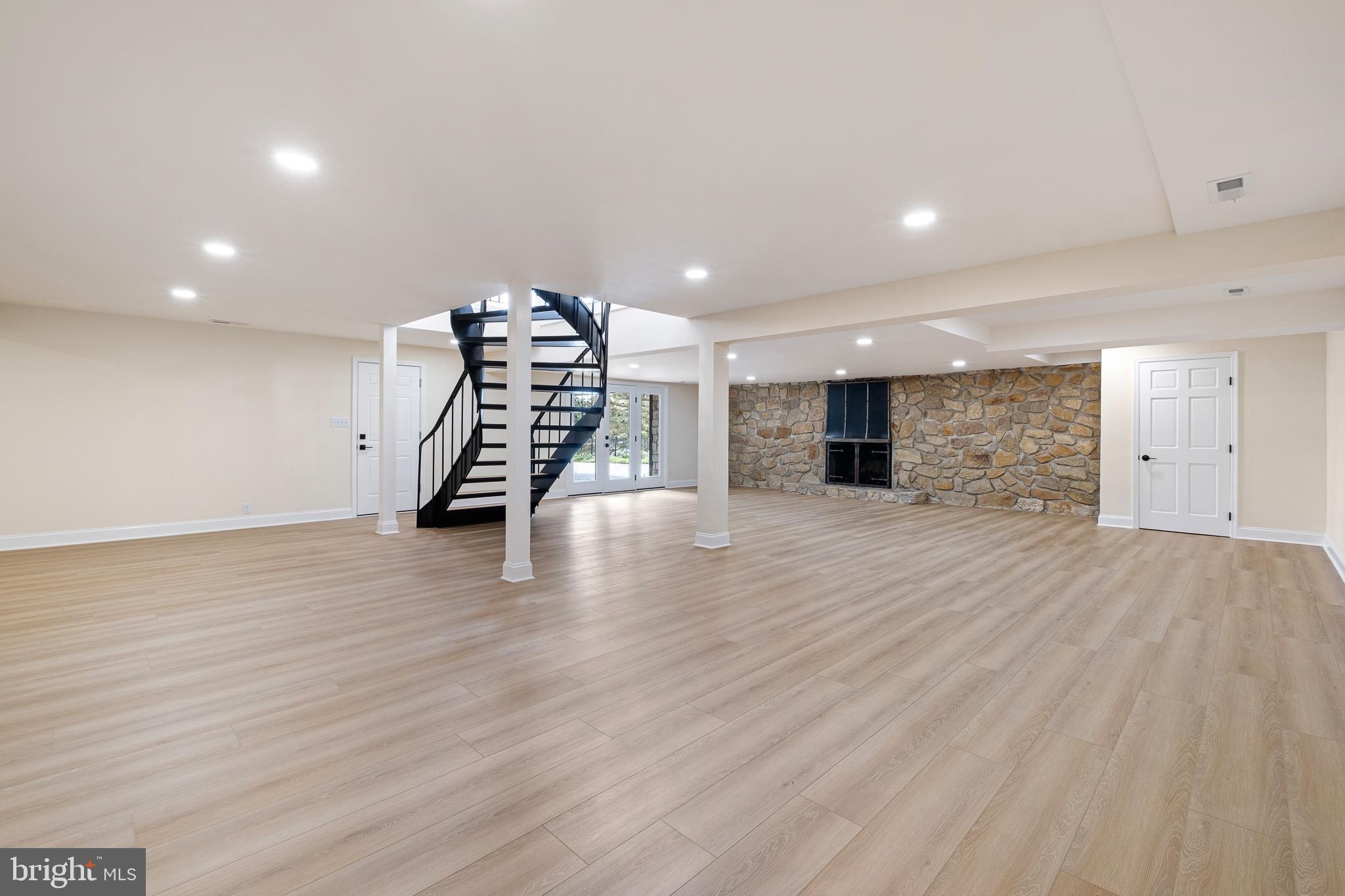 CHESAPEAKE ISLE - Residential