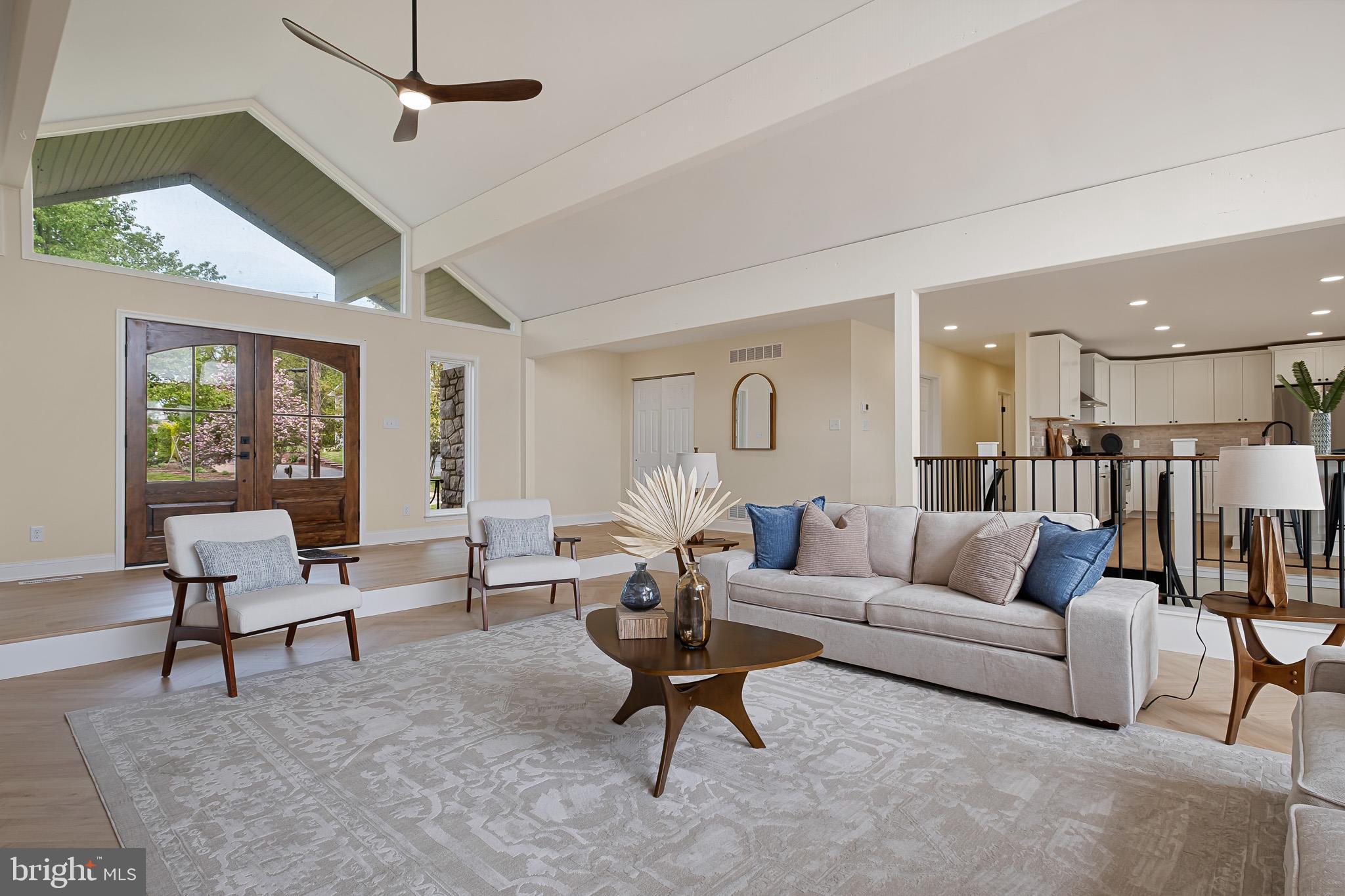 CHESAPEAKE ISLE - Residential