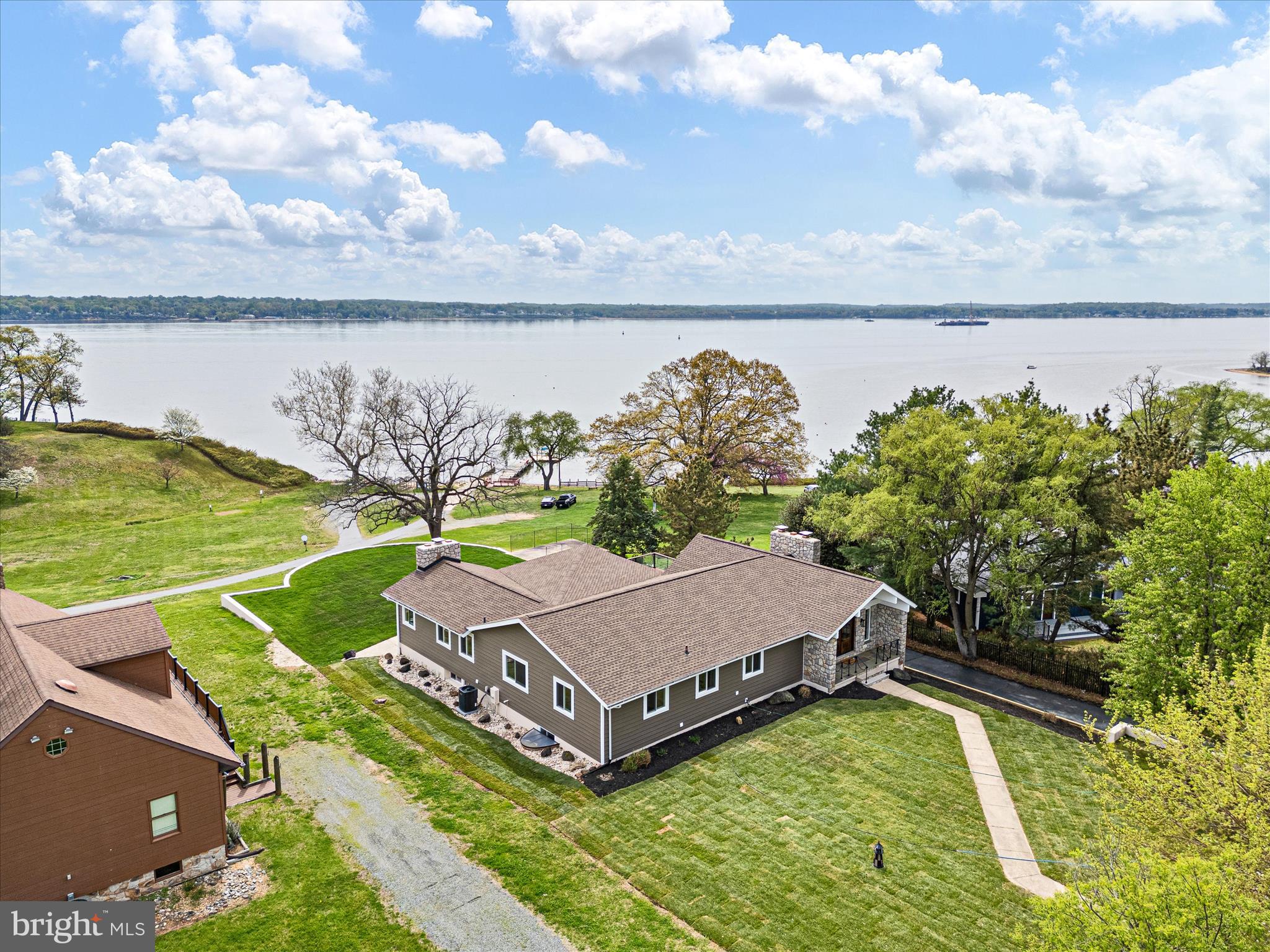 CHESAPEAKE ISLE - Residential