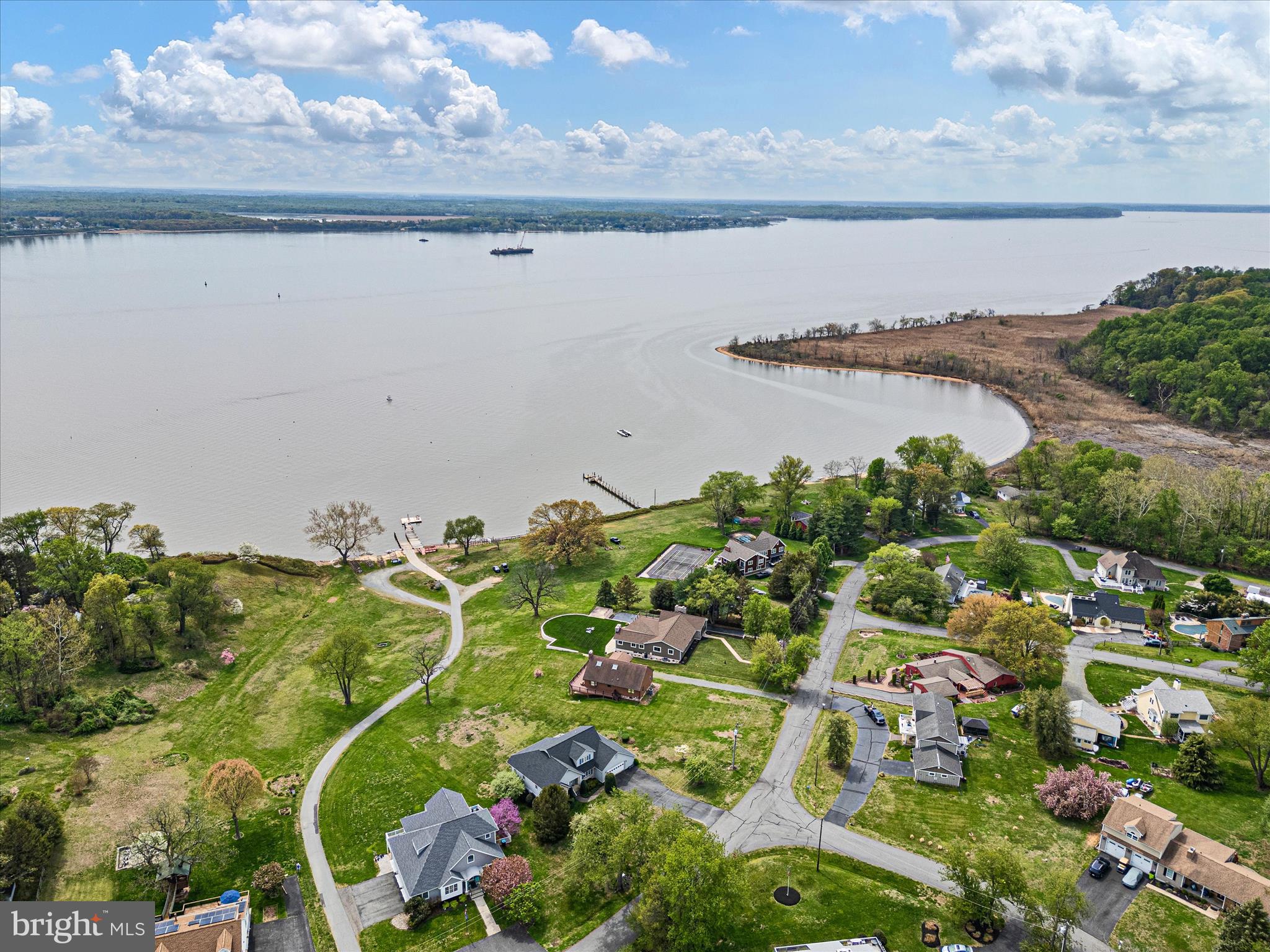 CHESAPEAKE ISLE - Residential