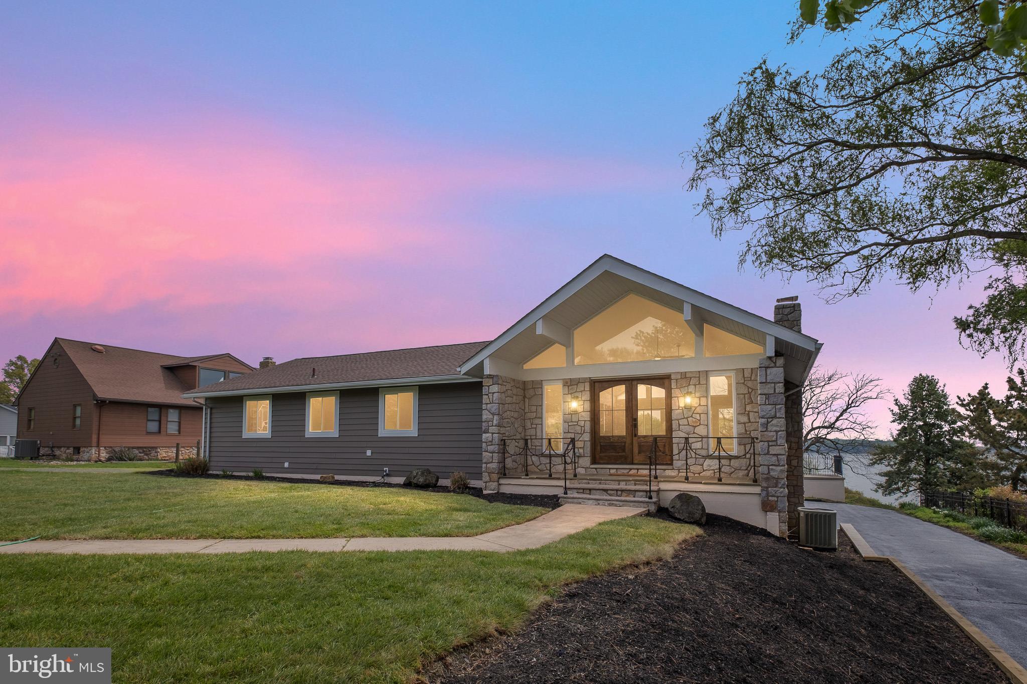 CHESAPEAKE ISLE - Residential