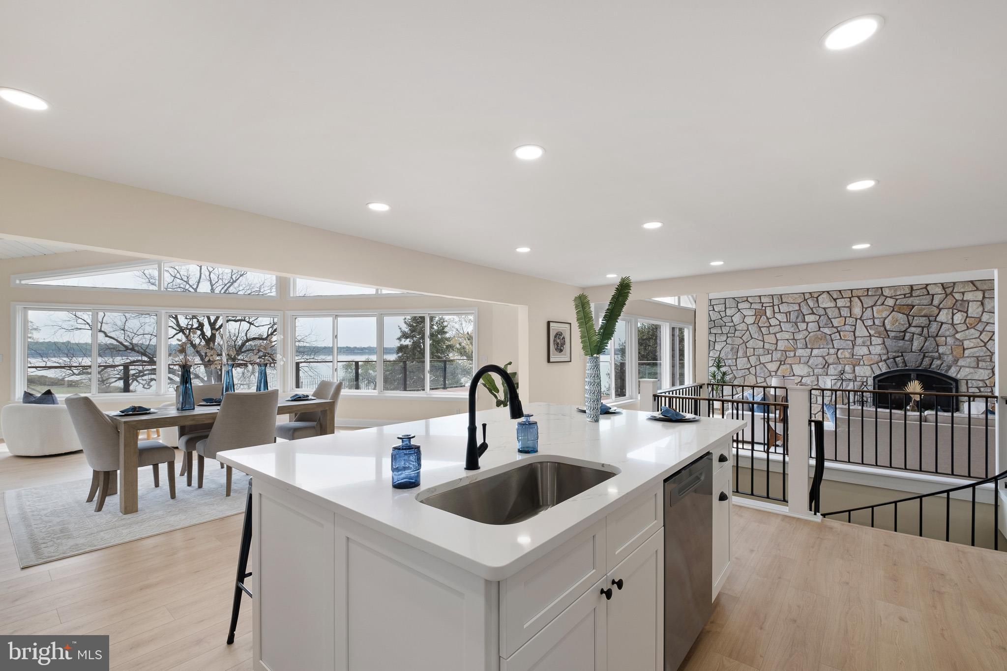 CHESAPEAKE ISLE - Residential