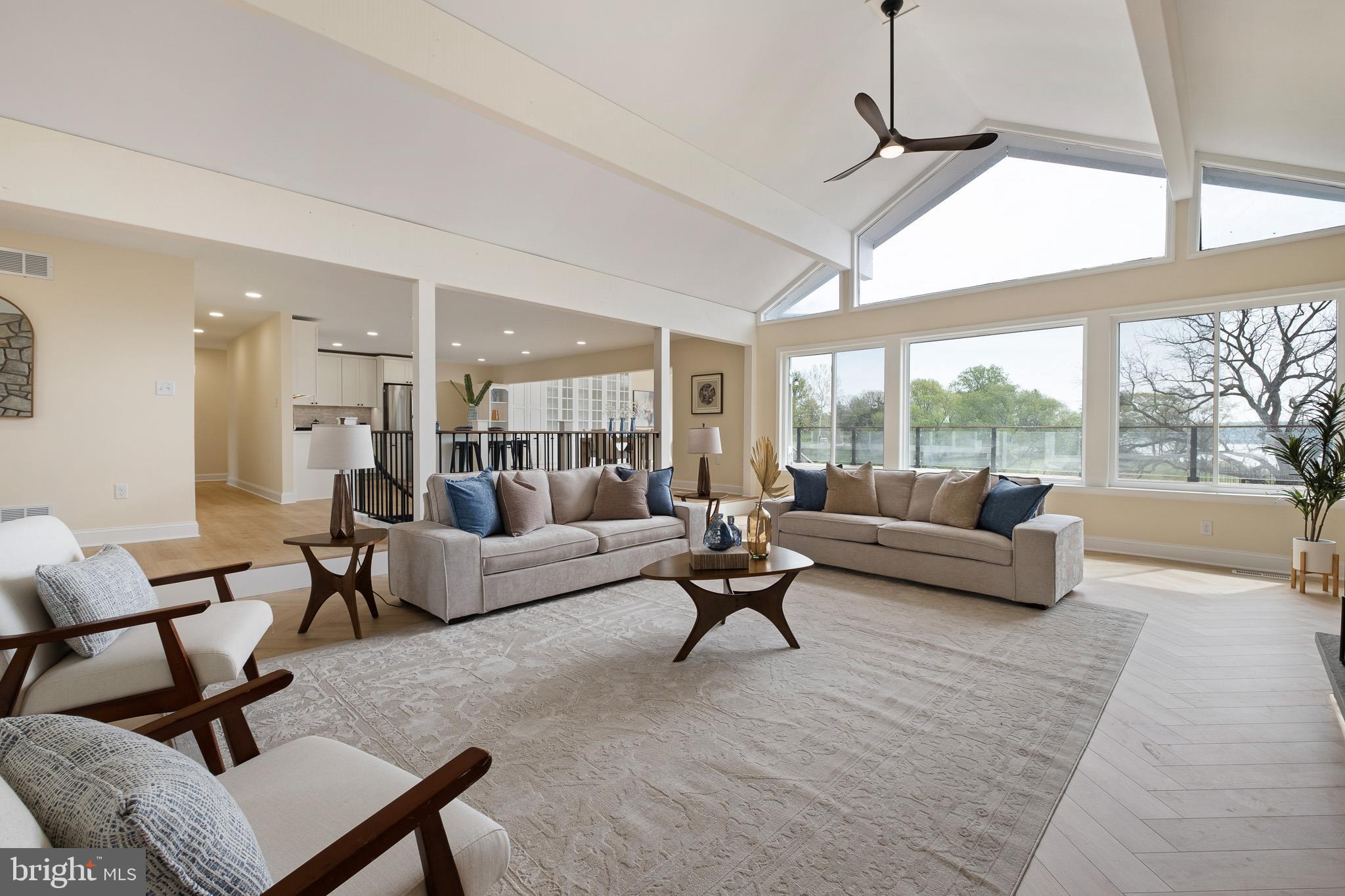 CHESAPEAKE ISLE - Residential