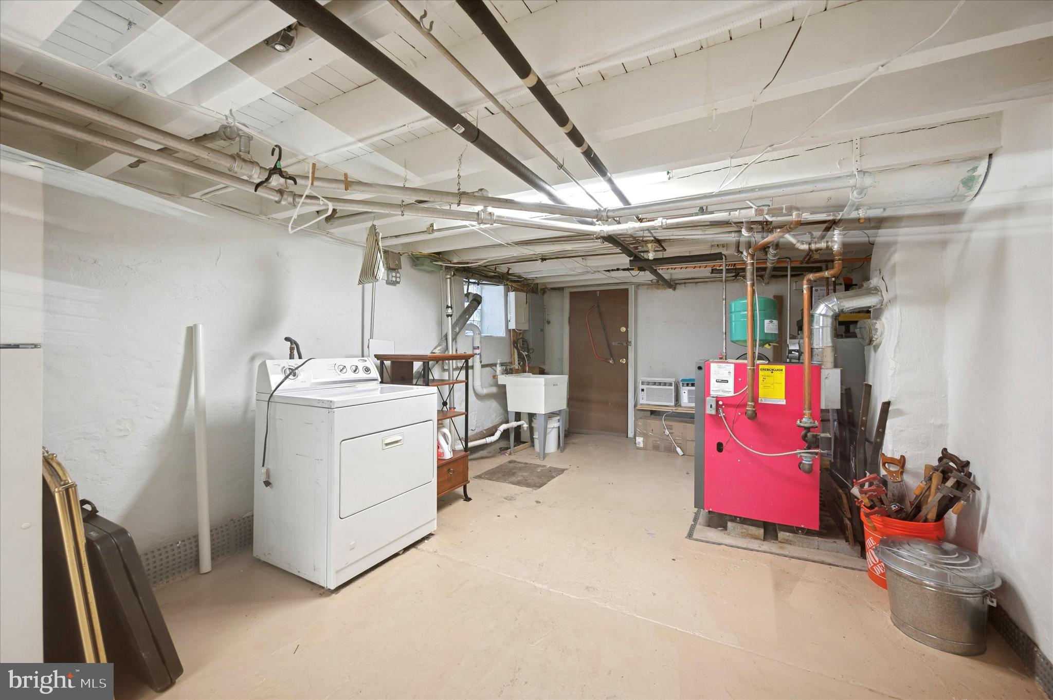 LAWNDALE - Residential