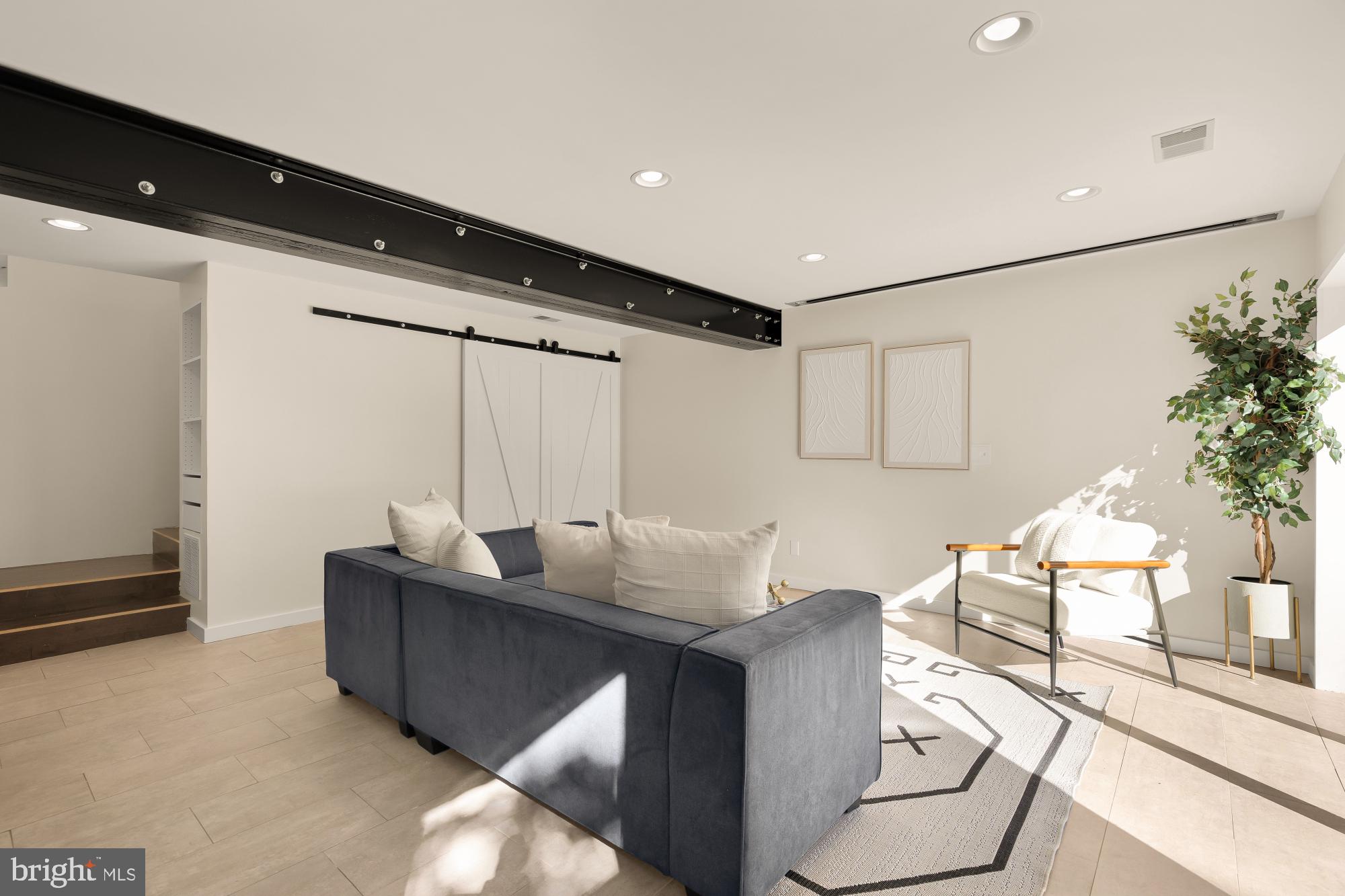 ROSEDALE PARK - Residential