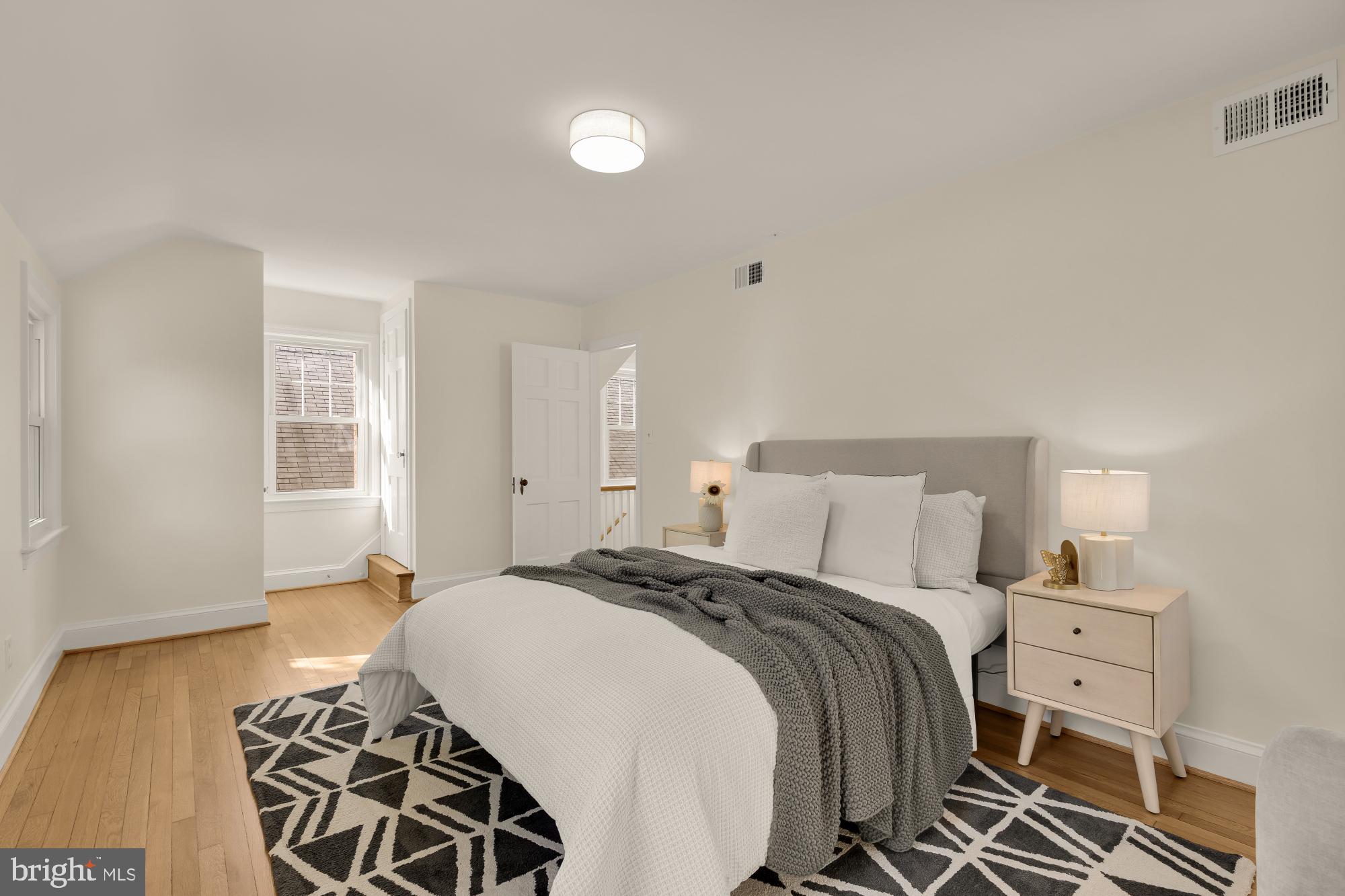 ROSEDALE PARK - Residential