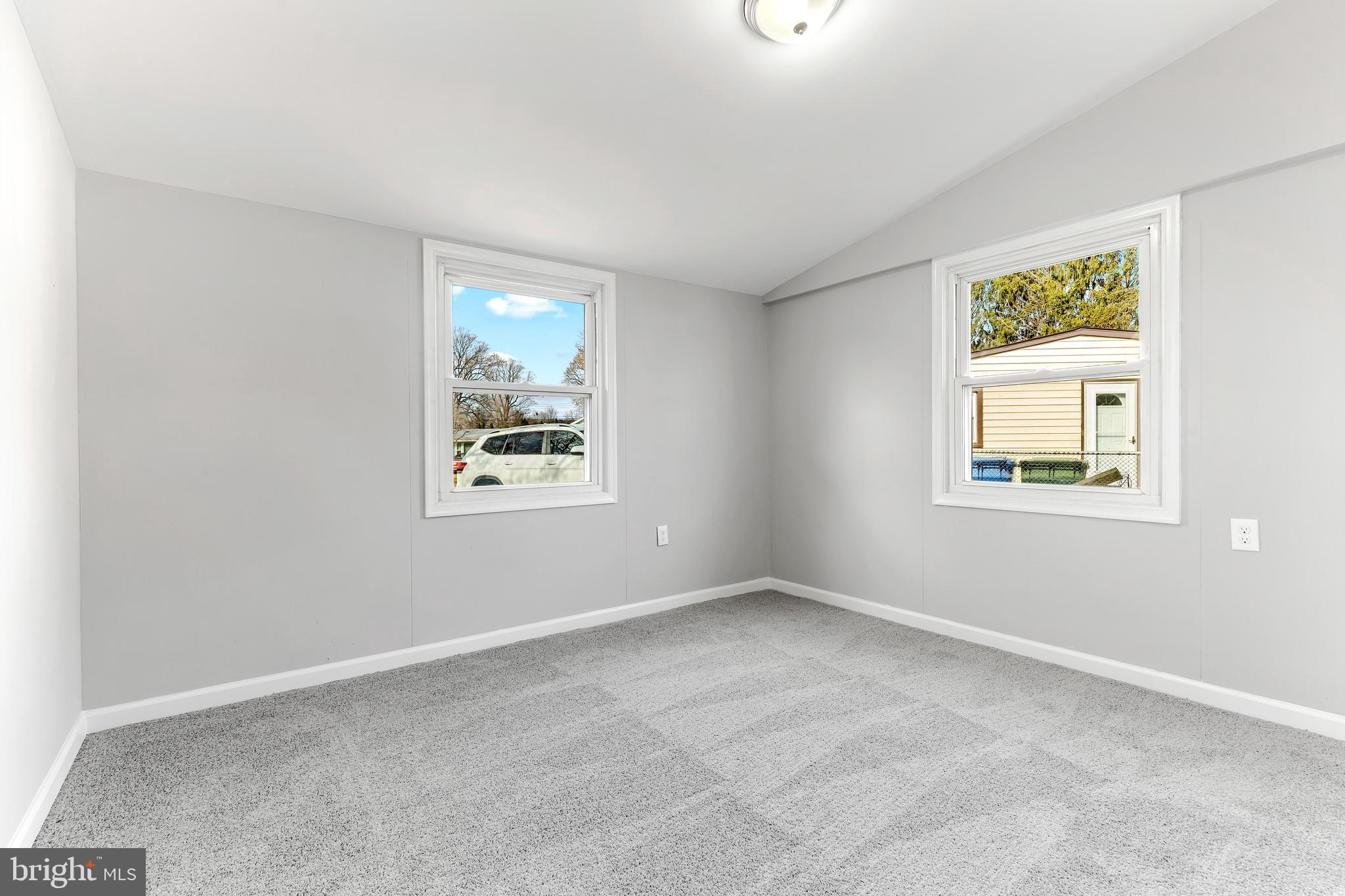 FLYING POINT - Residential