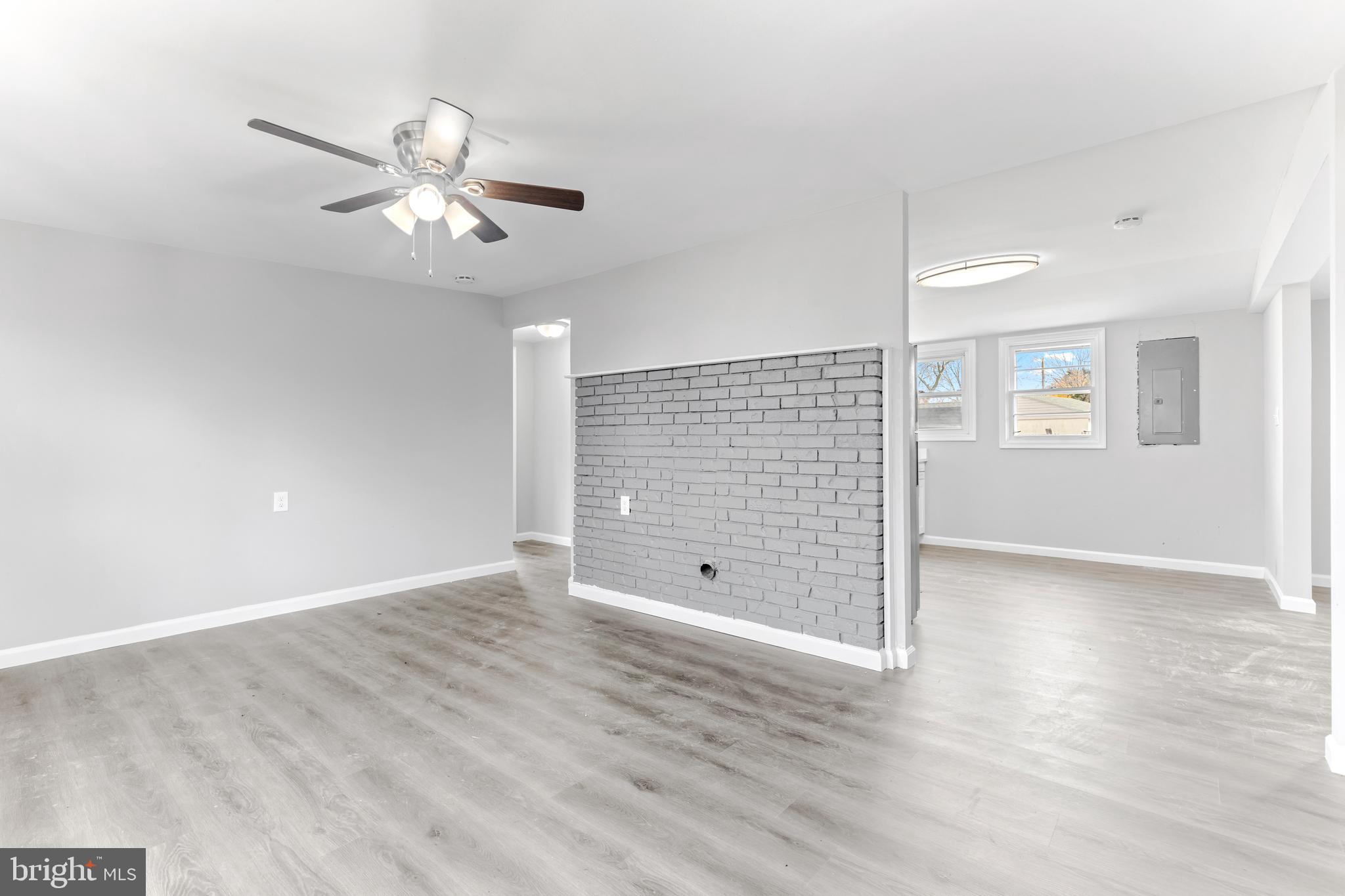 FLYING POINT - Residential