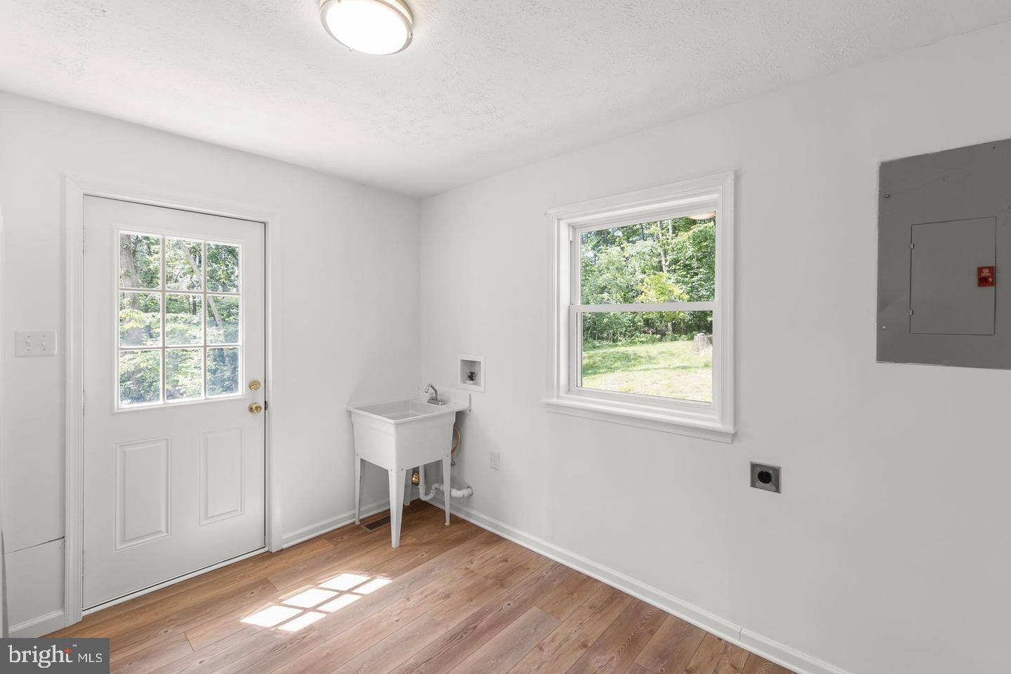 MEADOWOOD ACRES - Residential