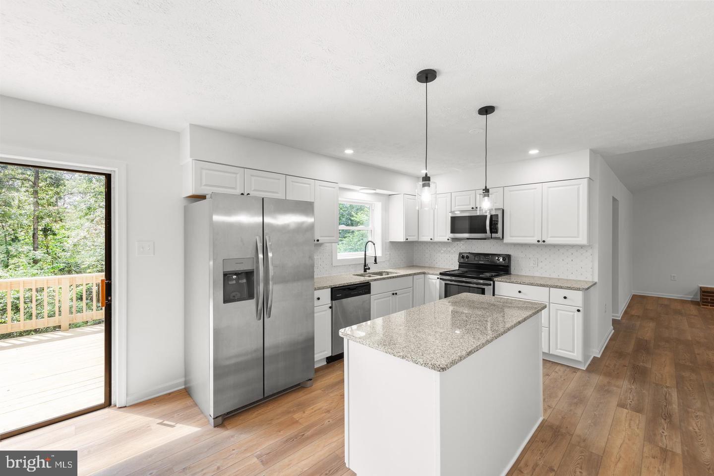 MEADOWOOD ACRES - Residential