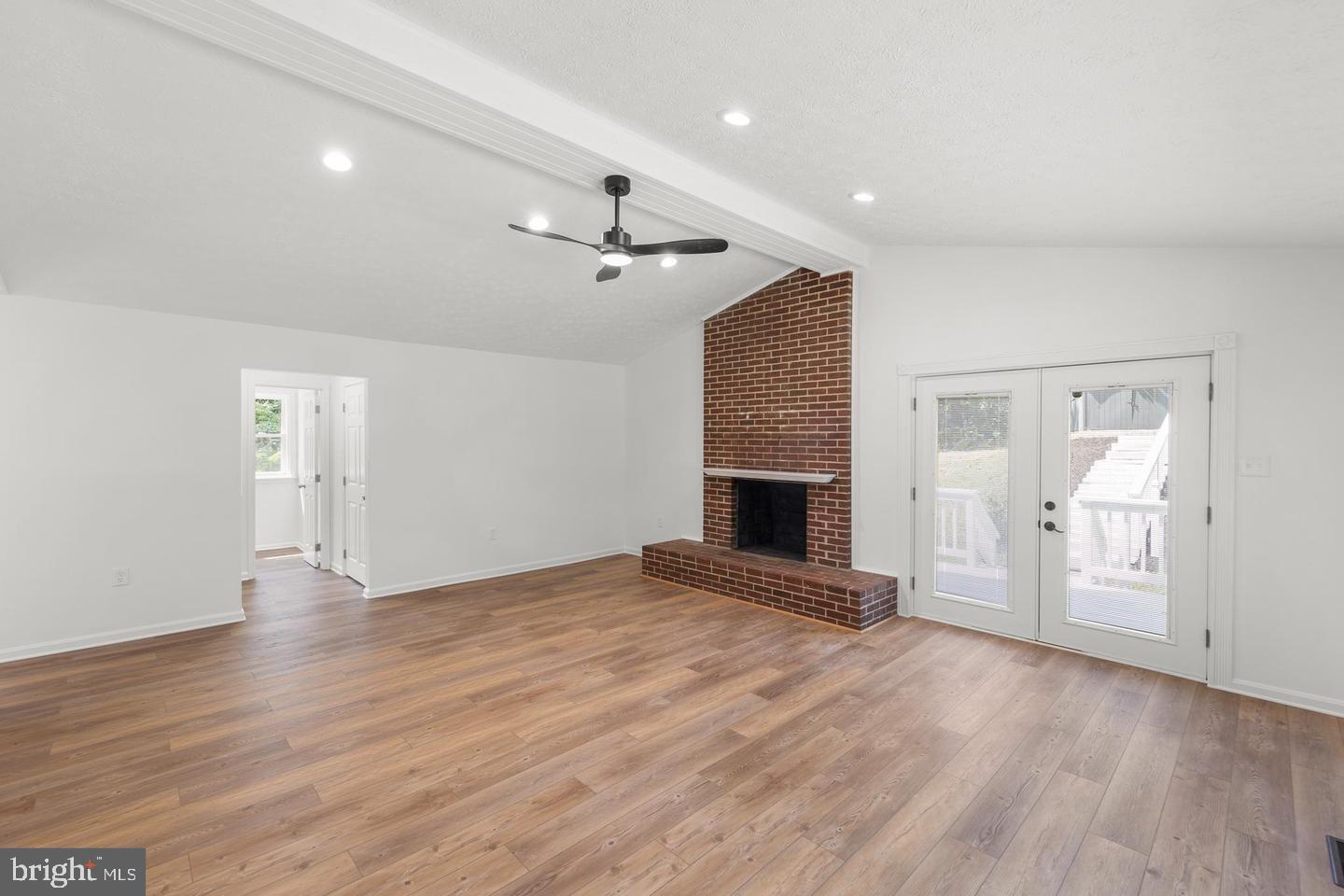 MEADOWOOD ACRES - Residential