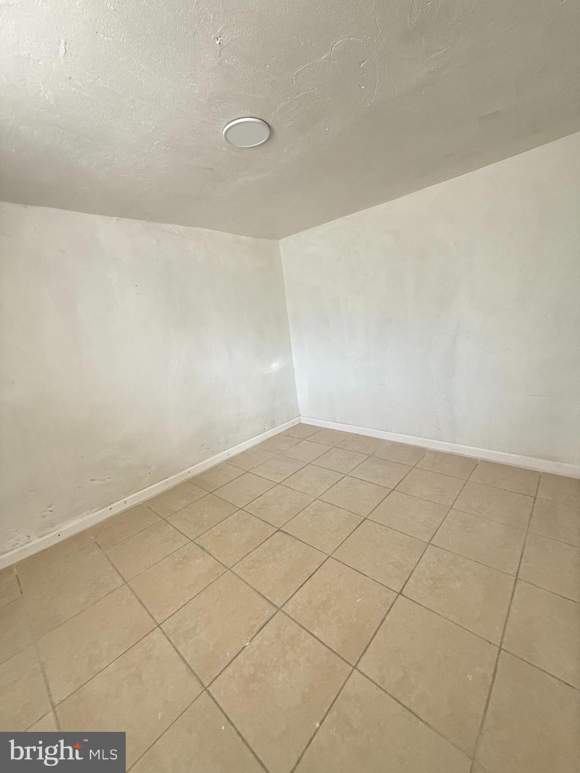 MAYFAIR - Residential