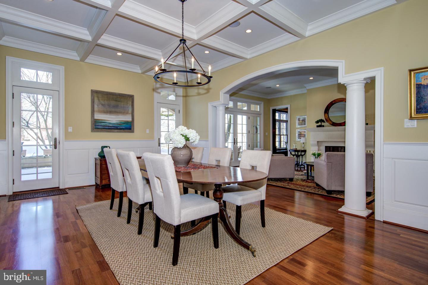 GLADWYNE - Residential