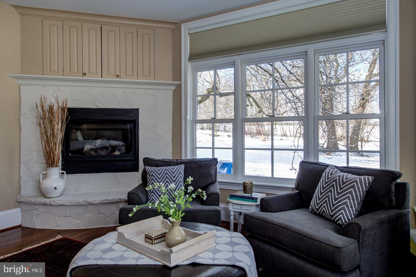 GLADWYNE - Residential