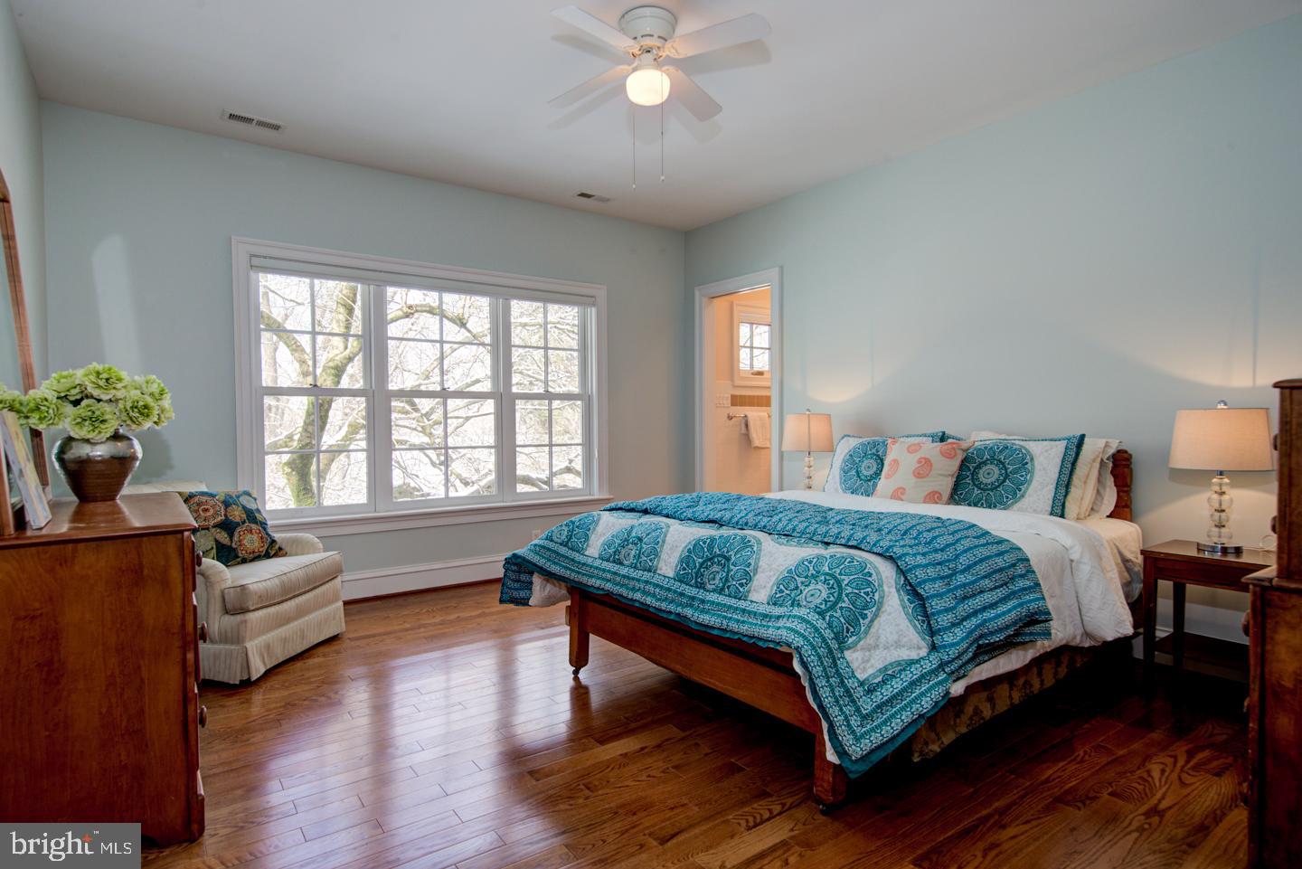 GLADWYNE - Residential