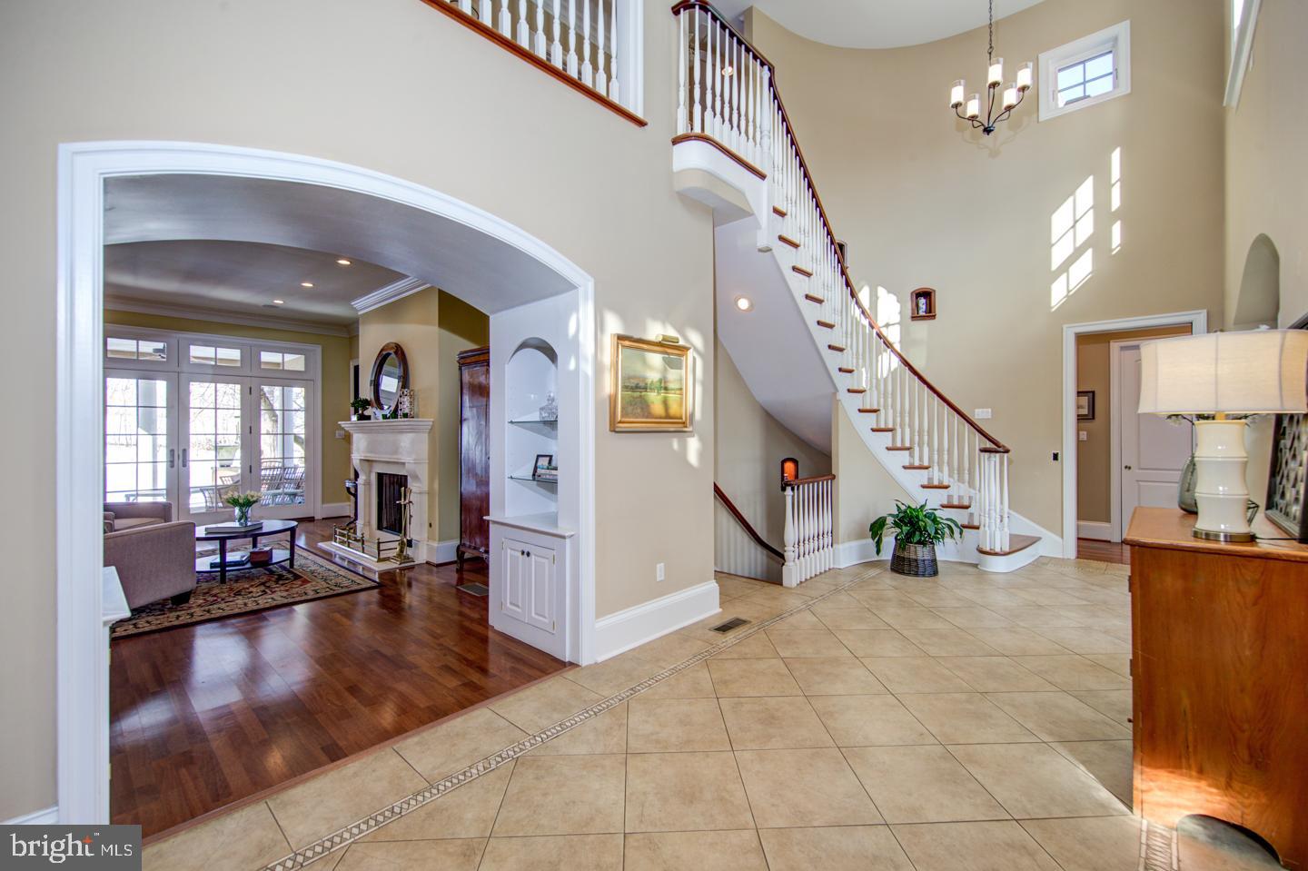 GLADWYNE - Residential