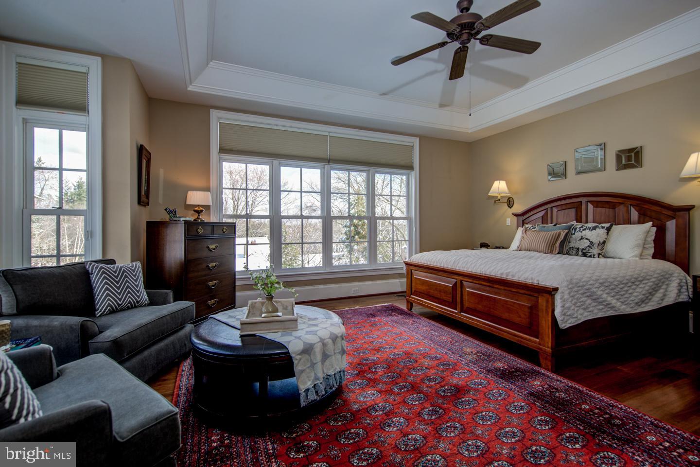 GLADWYNE - Residential