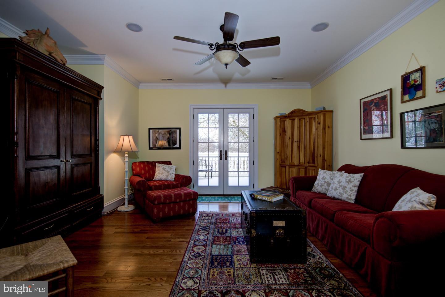 GLADWYNE - Residential